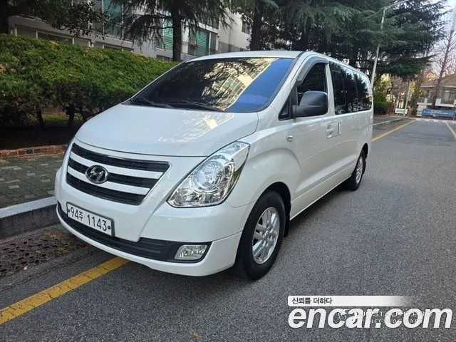 Автомобиль Hyundai Starex