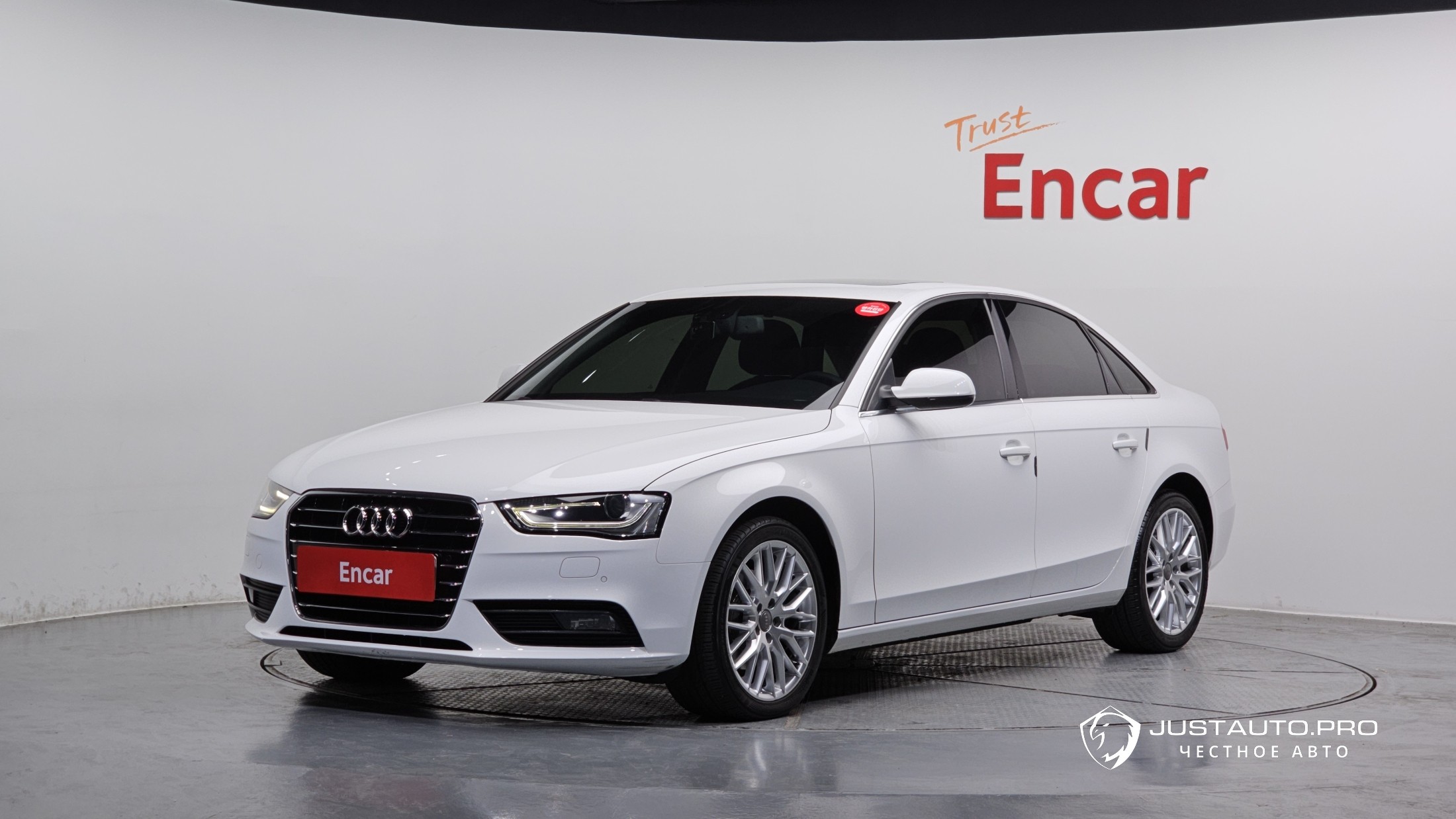 Автомобиль Audi A4