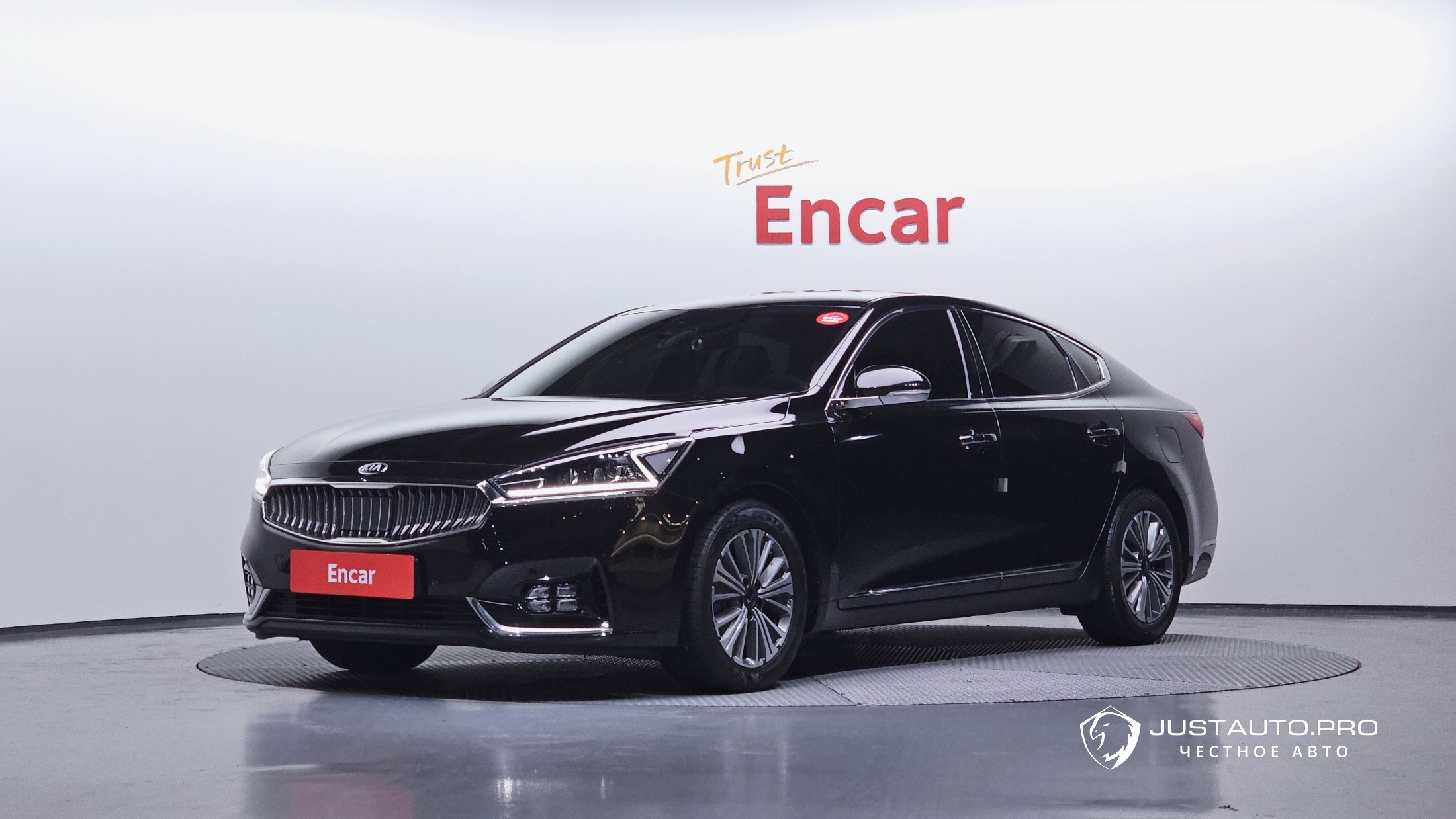 Автомобиль Kia K7