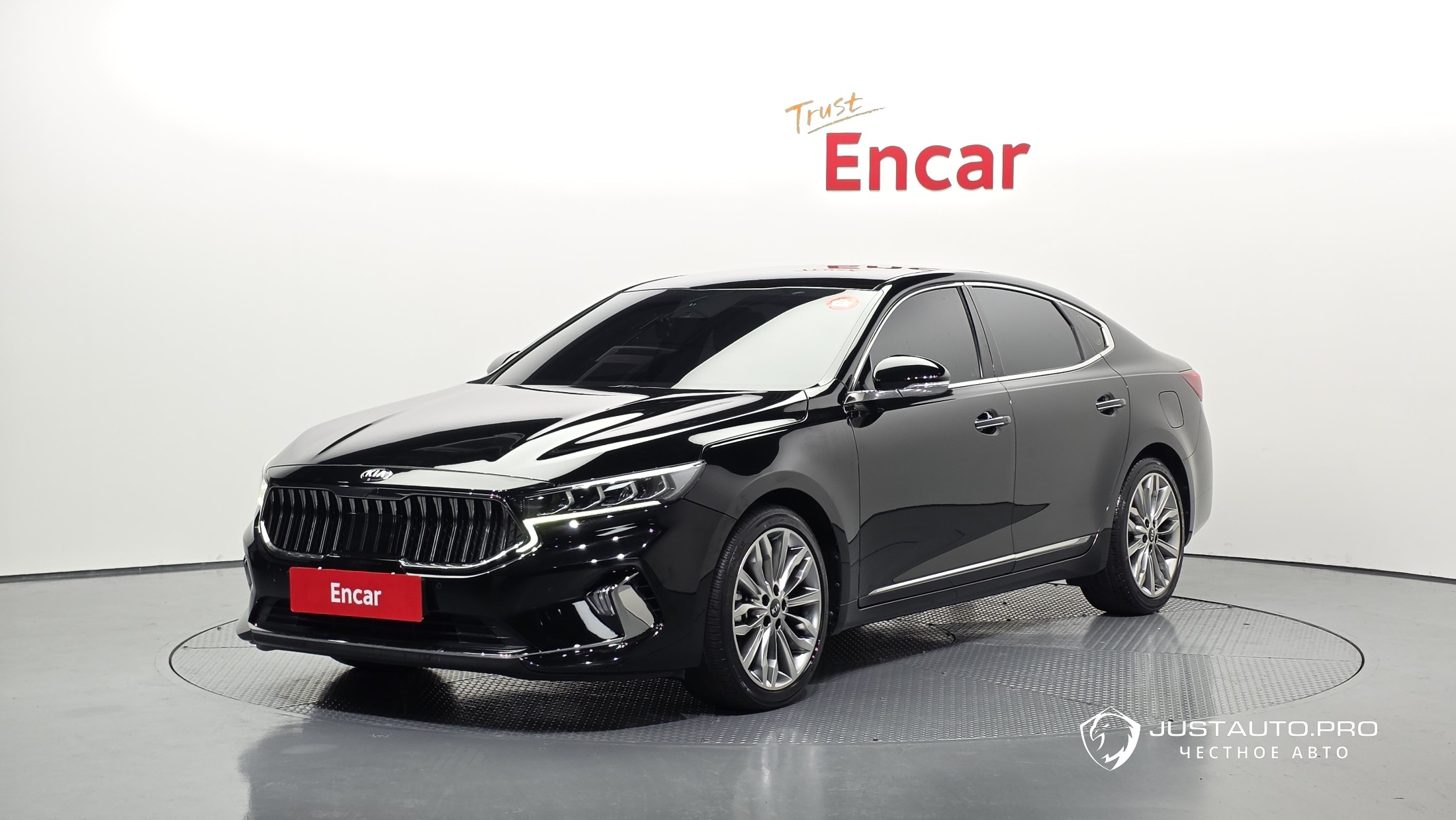 Автомобиль Kia K7