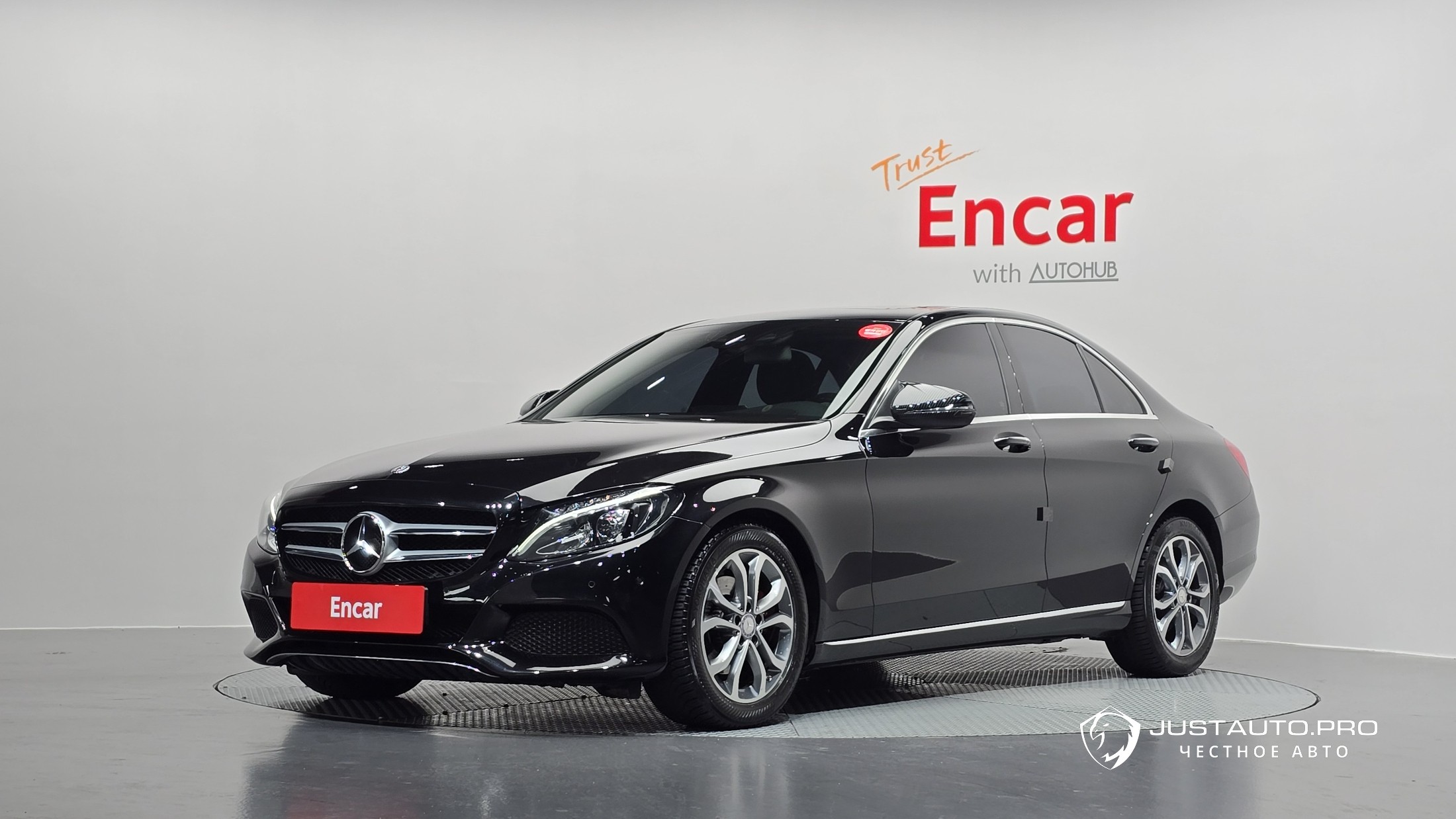 Автомобиль Mercedes-Benz C-Class