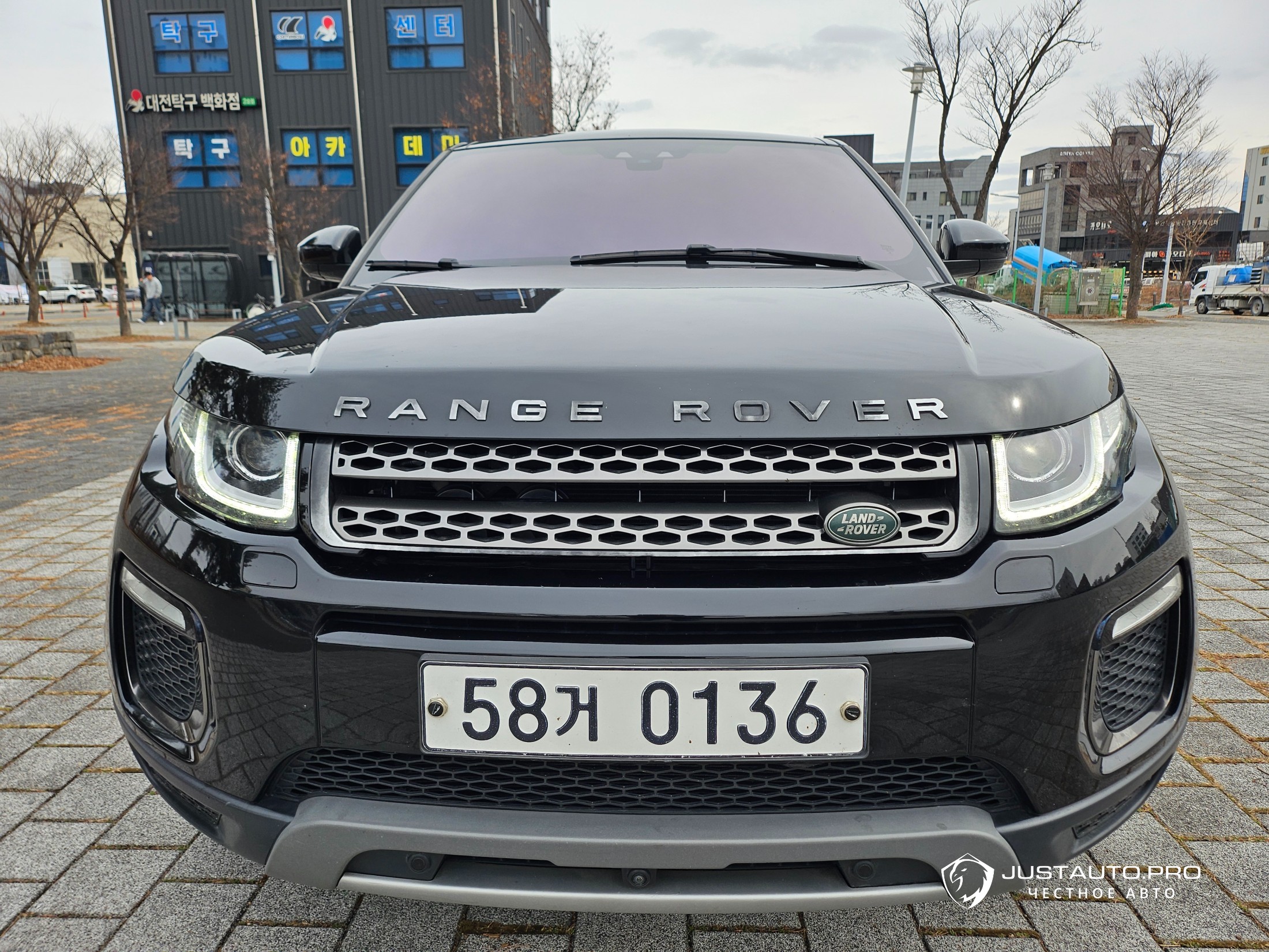 Автомобиль Land Rover Range Rover Evoque