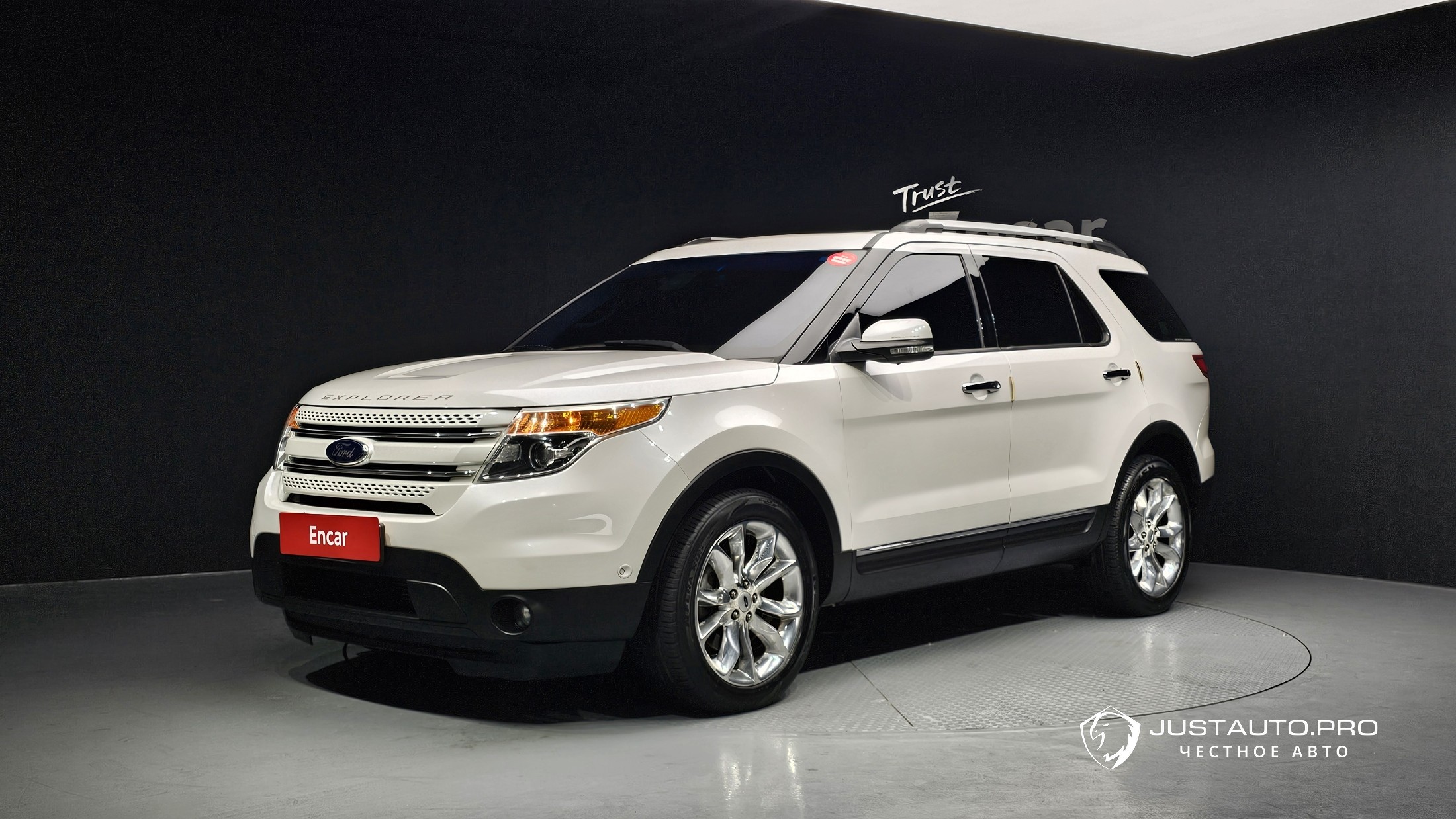 Автомобиль Ford Explorer