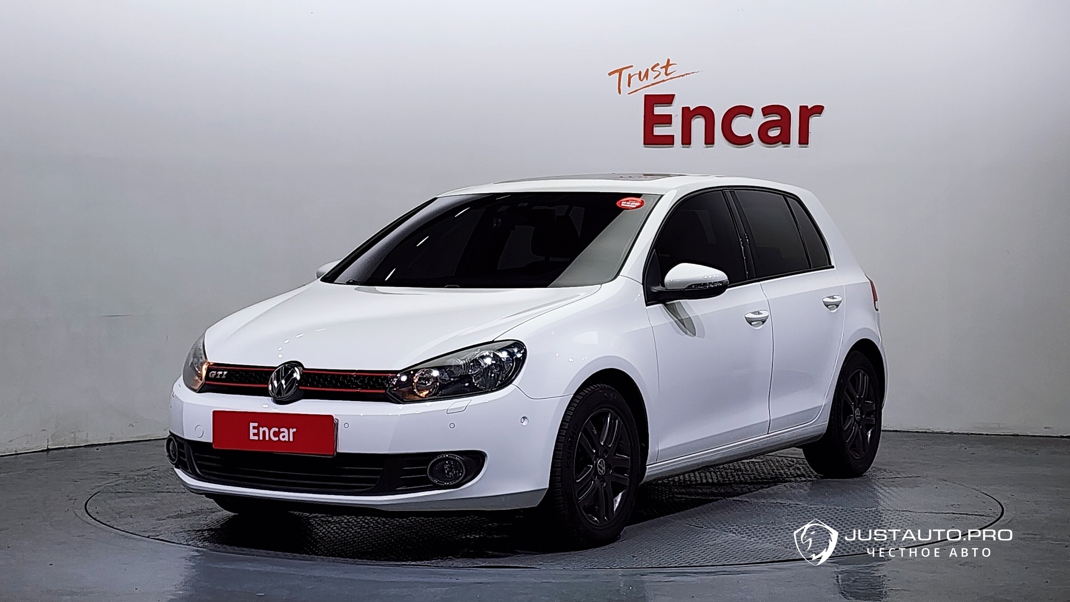 Автомобиль Volkswagen Golf