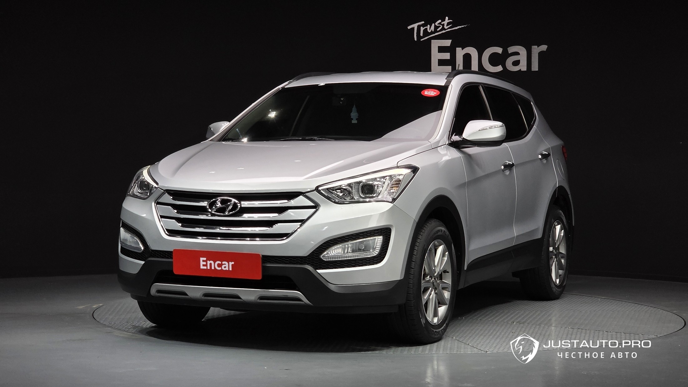 Автомобиль Hyundai Santafe