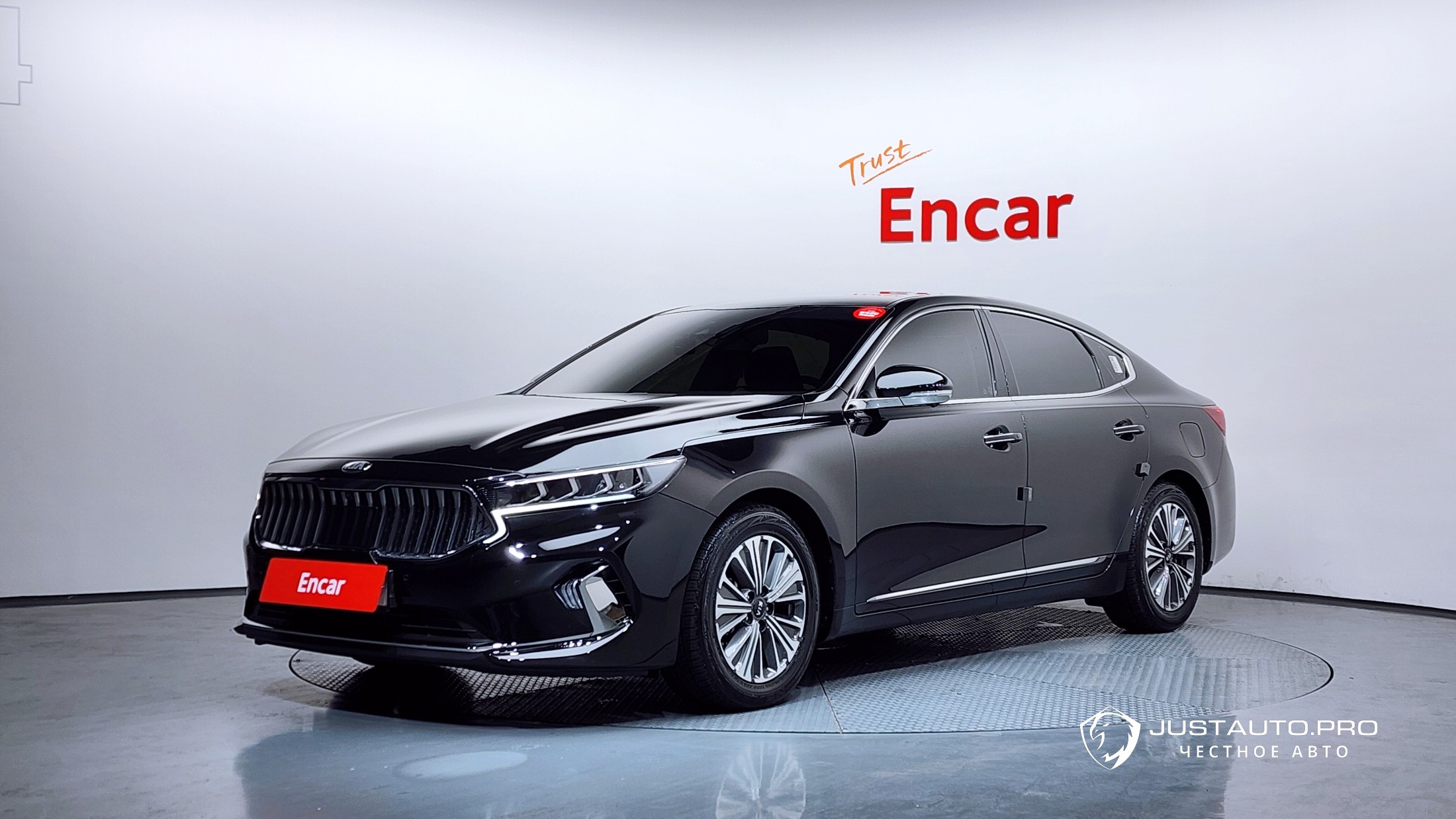 Автомобиль Kia K7