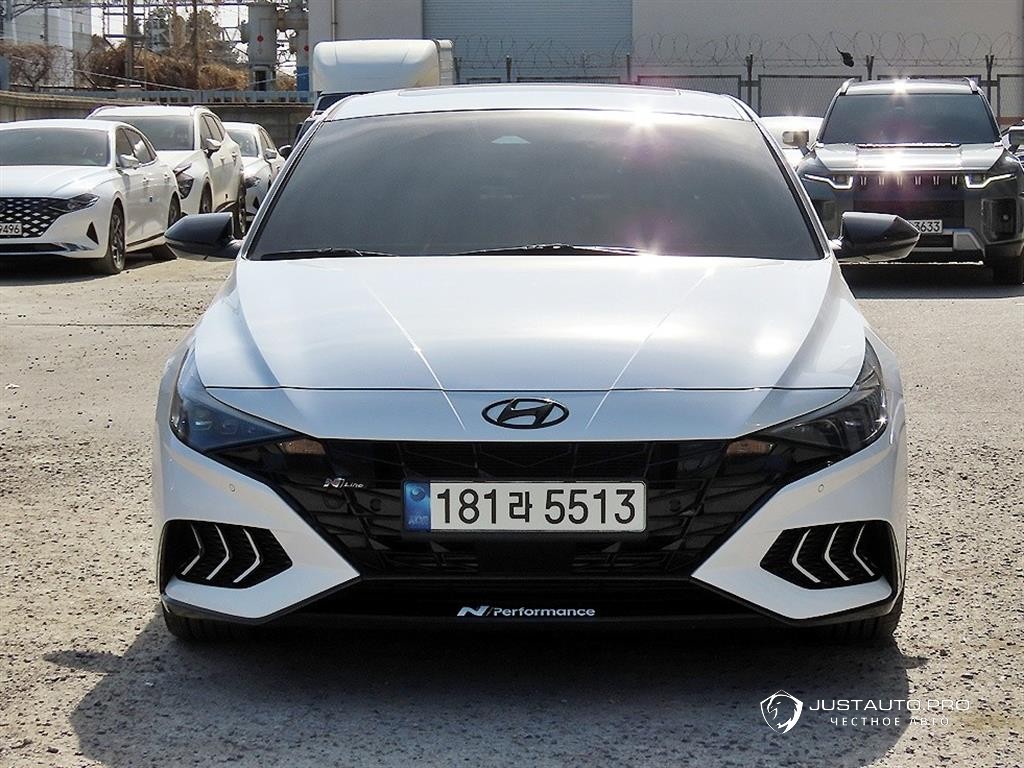 Автомобиль Hyundai AVANTE