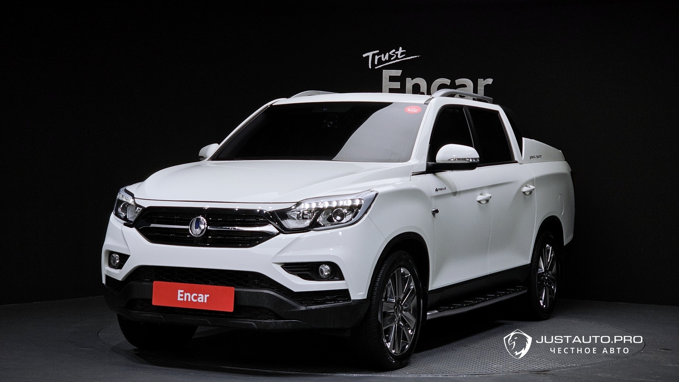 Автомобиль KG_Mobility_Ssangyong Rexton