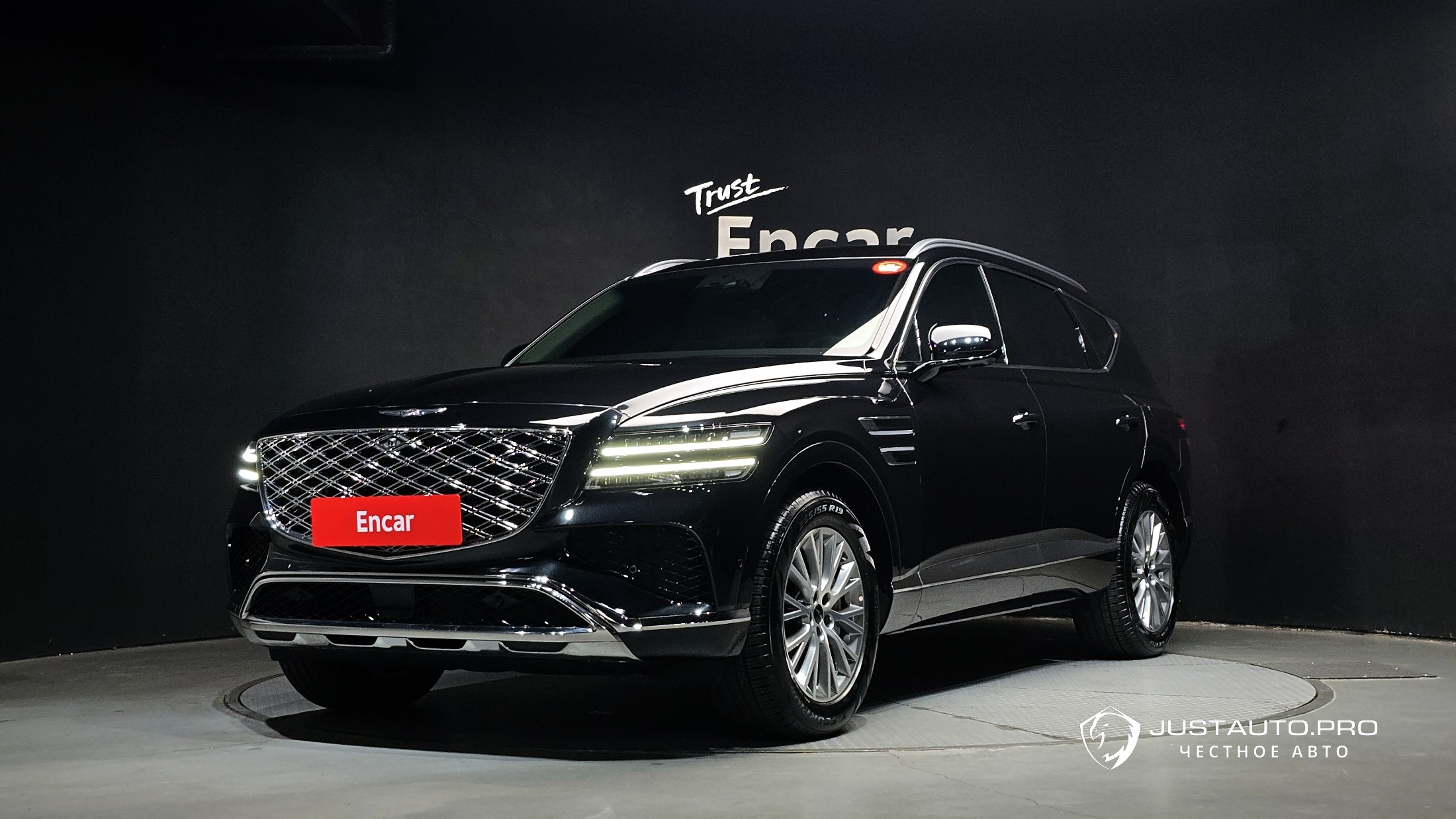 Автомобиль Genesis GV80