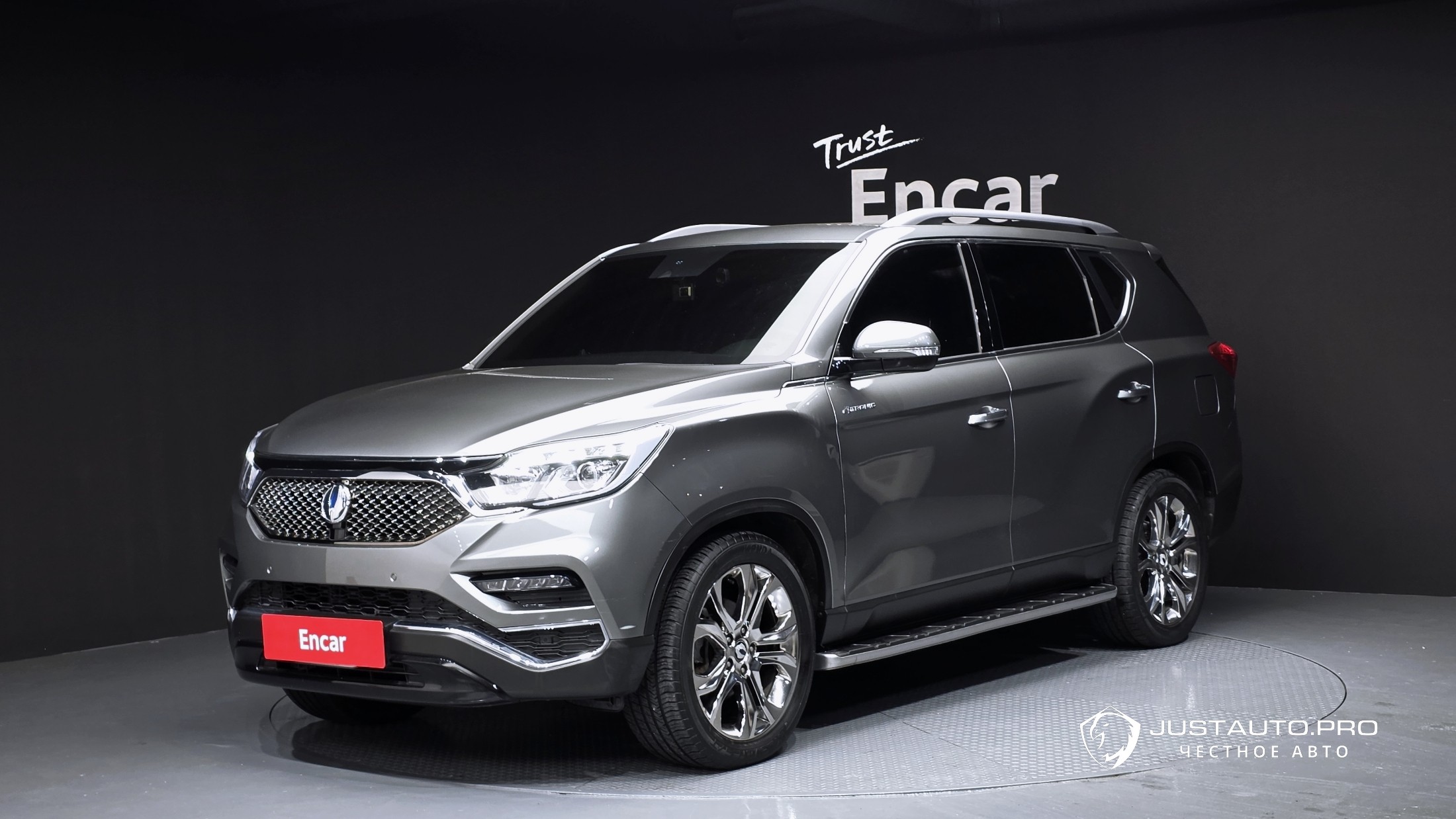 Автомобиль KG_Mobility_Ssangyong Rexton