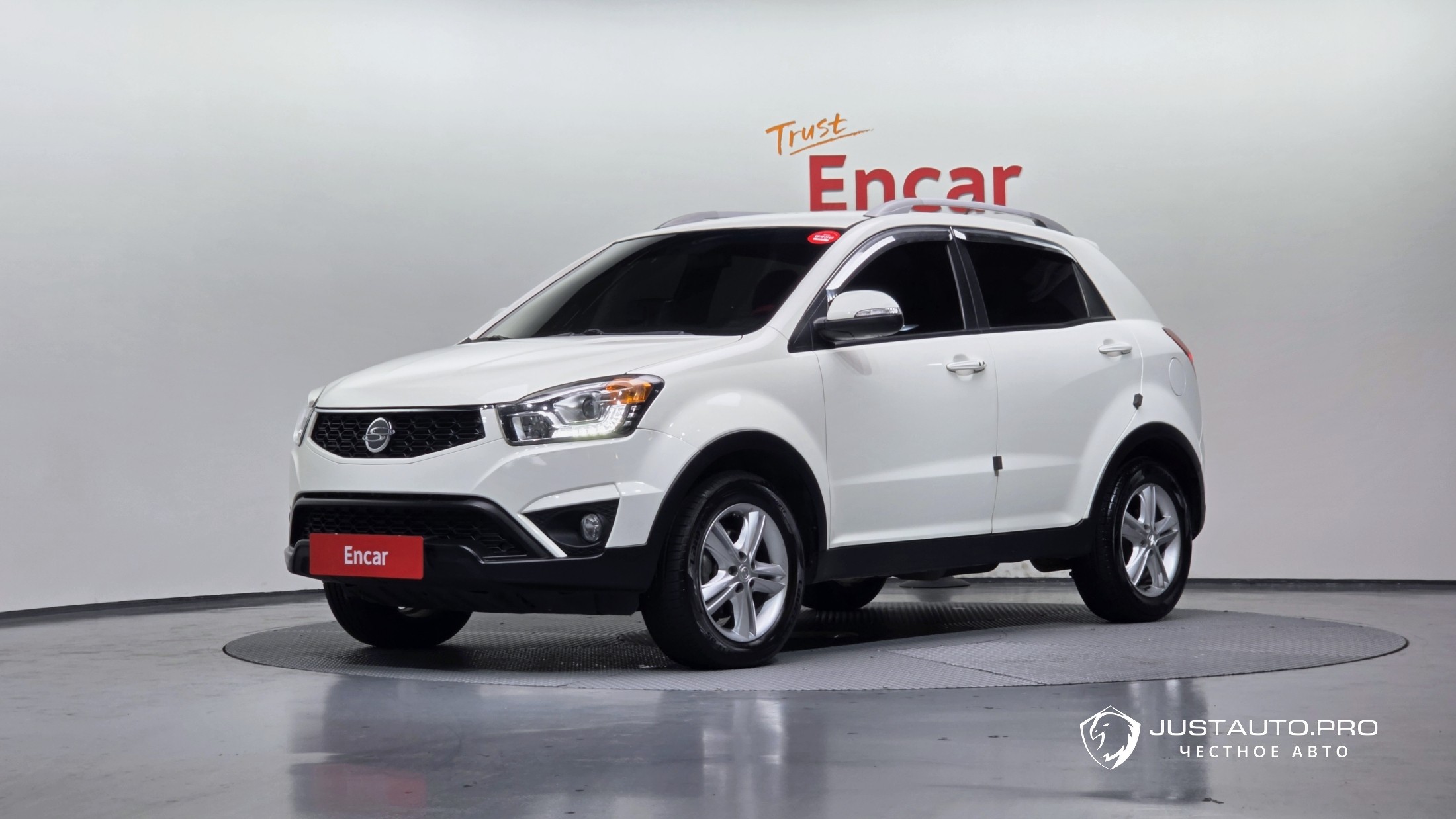 Автомобиль KG_Mobility_Ssangyong KORANDO