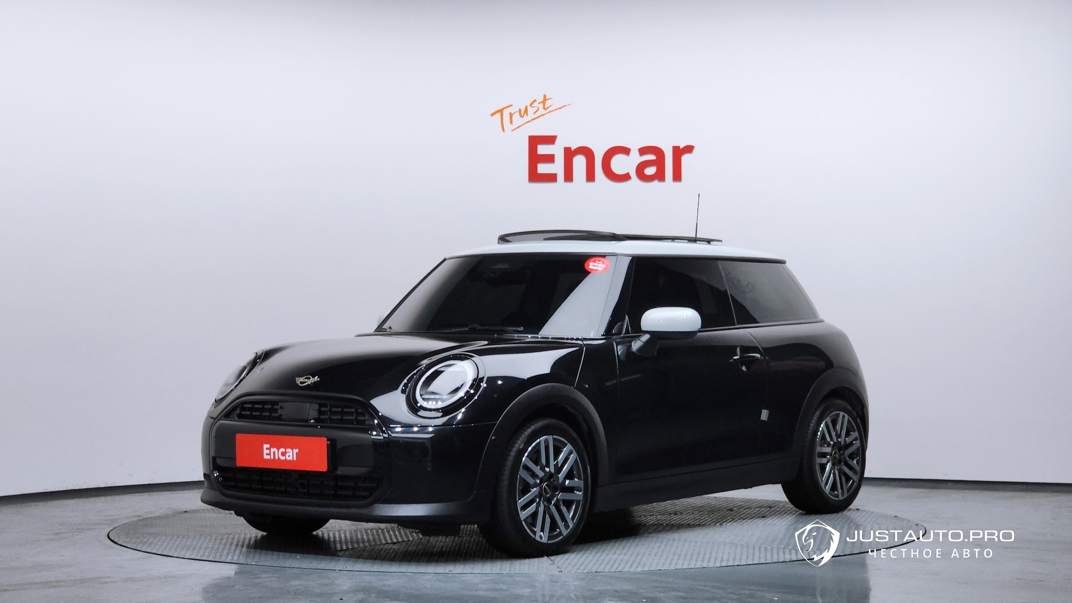 Автомобиль Mini Cooper