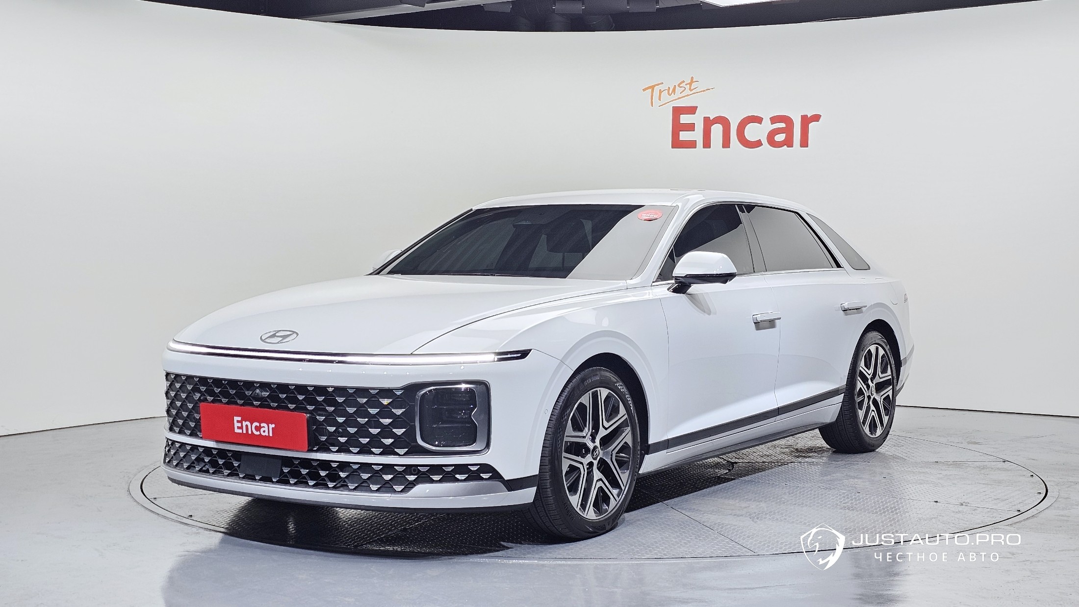 Автомобиль Hyundai Grandeur