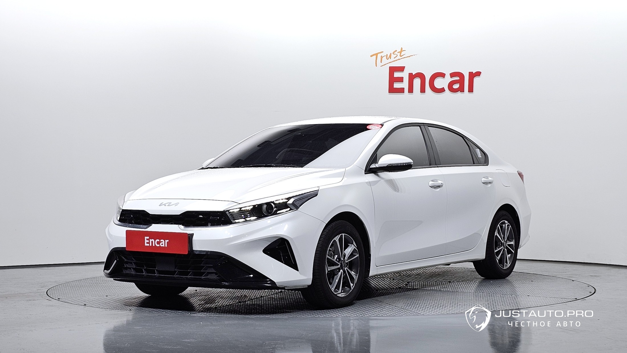 Автомобиль Kia K3