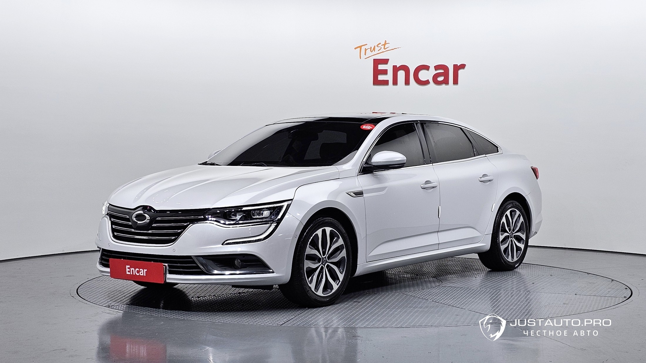 Автомобиль Renault-KoreaSamsung SM6