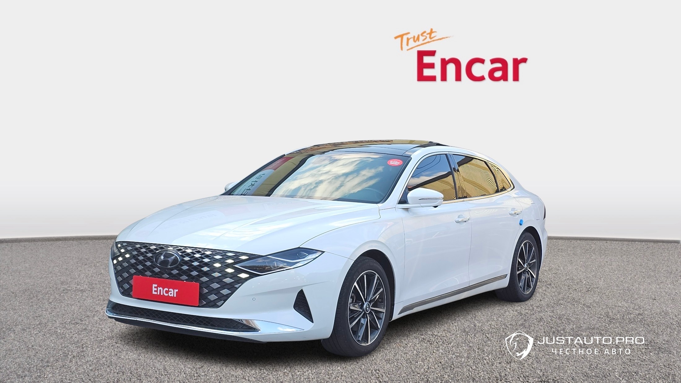 Автомобиль Hyundai Grandeur