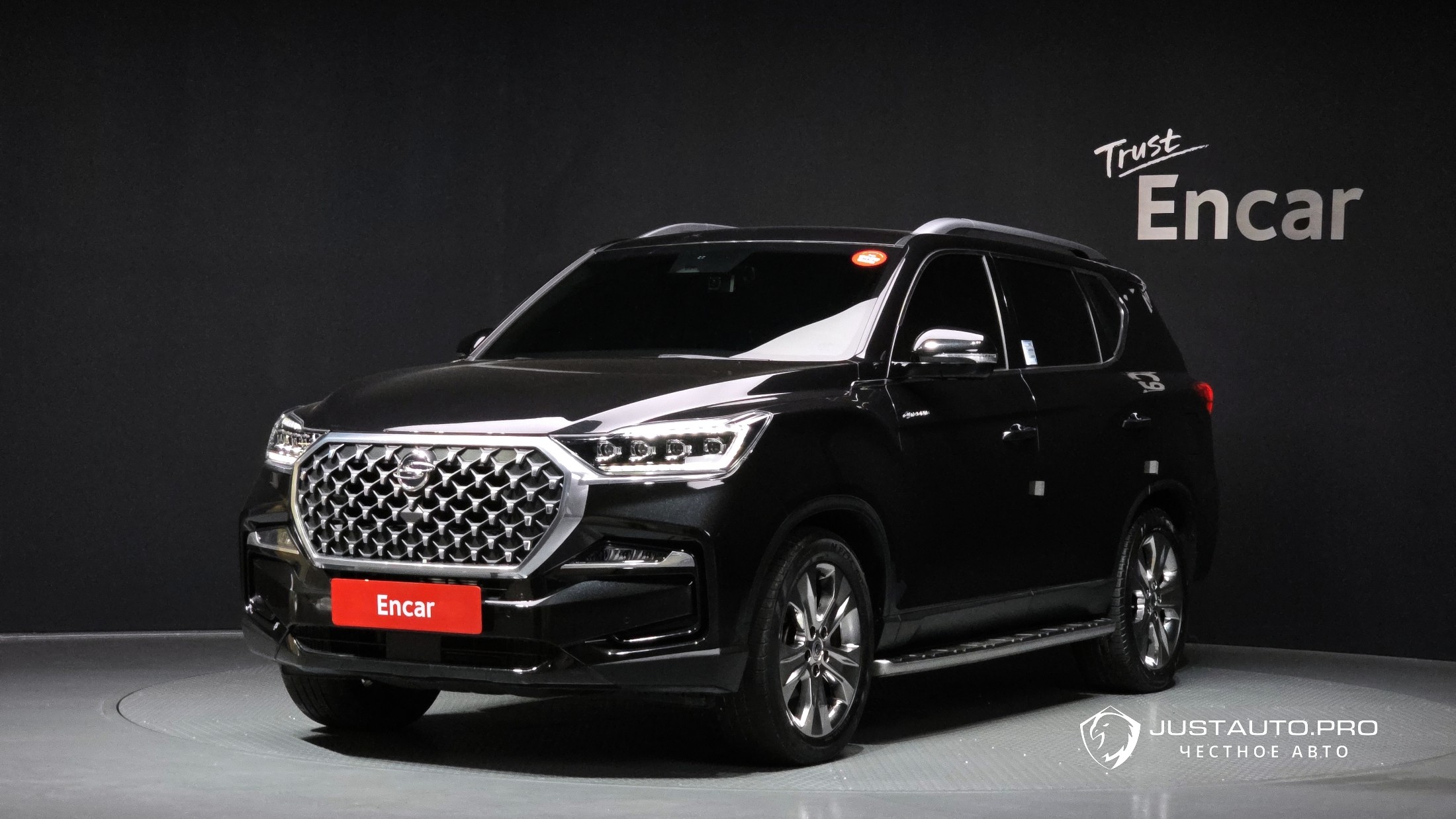 Автомобиль KG_Mobility_Ssangyong Rexton