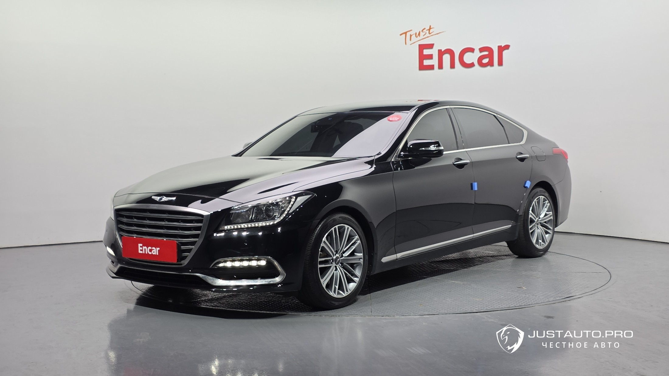 Автомобиль Genesis G80