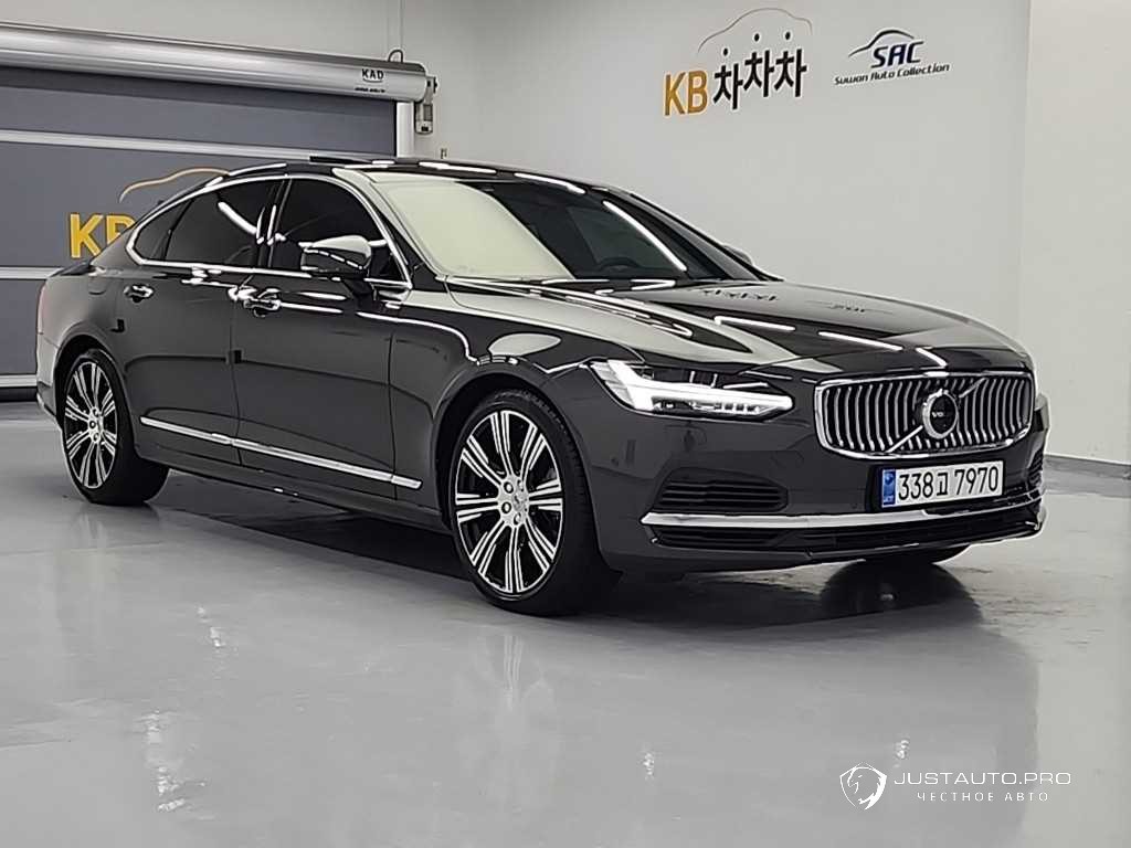 Автомобиль Volvo S90
