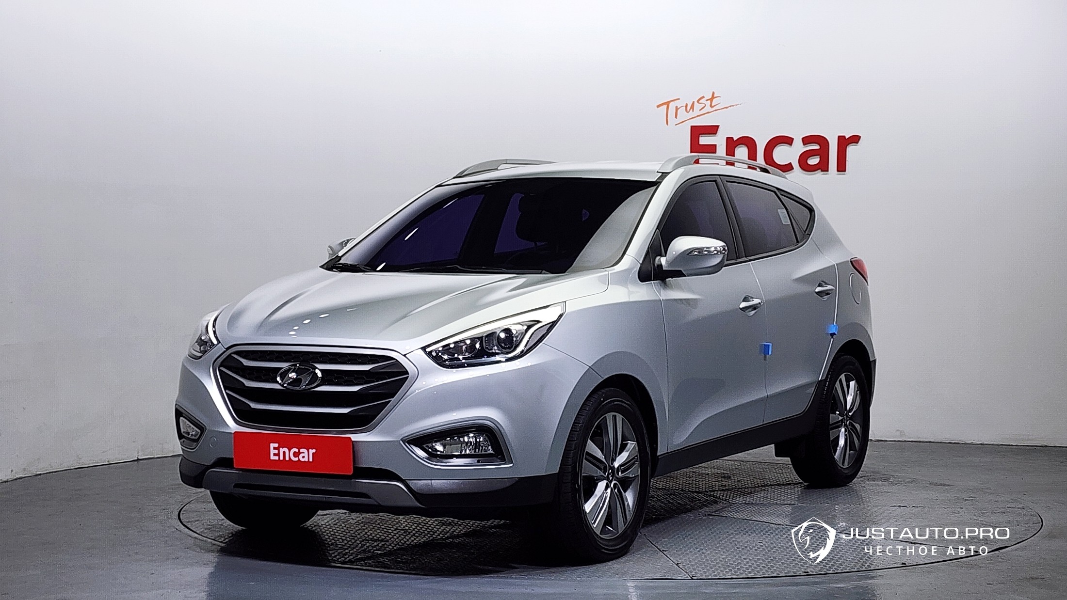 Автомобиль Hyundai Tucson