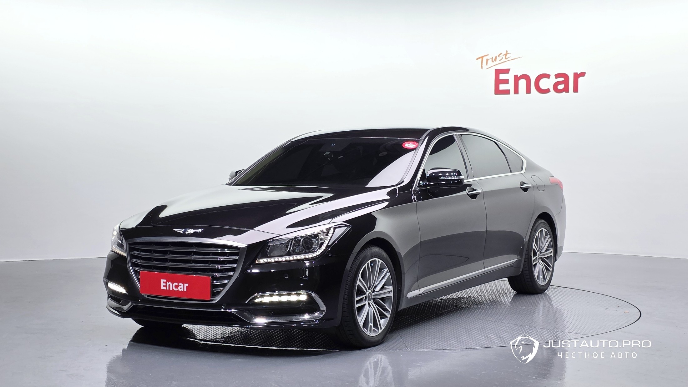 Автомобиль Genesis G80