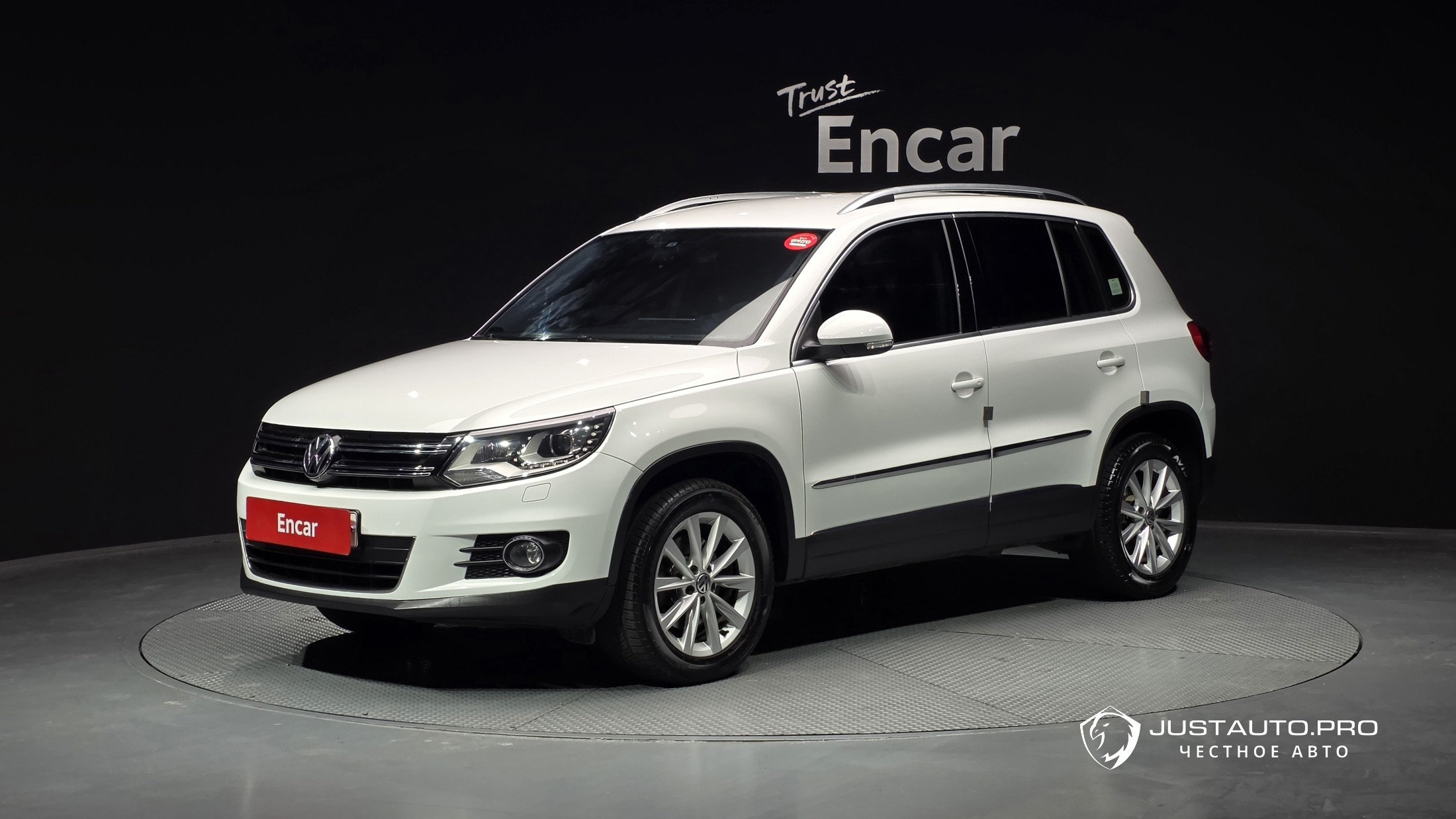 Автомобиль Volkswagen Tiguan