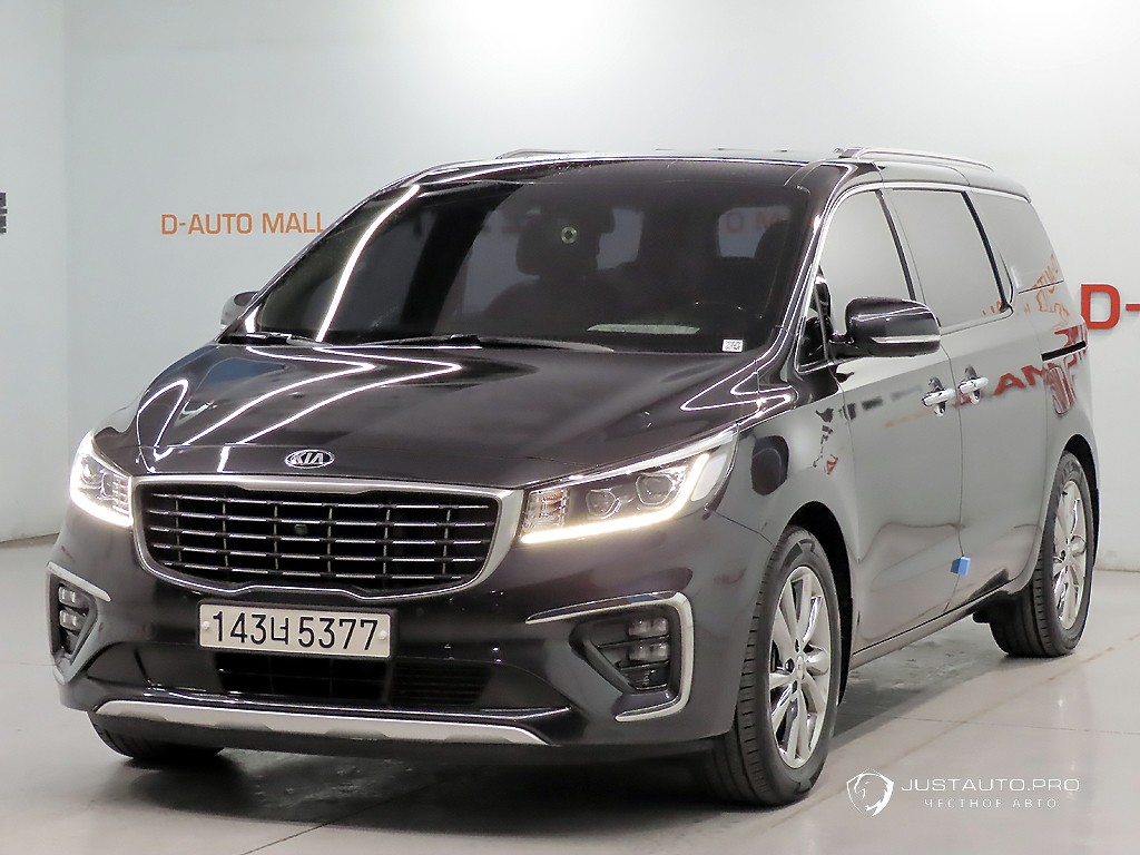 Автомобиль Kia Canival
