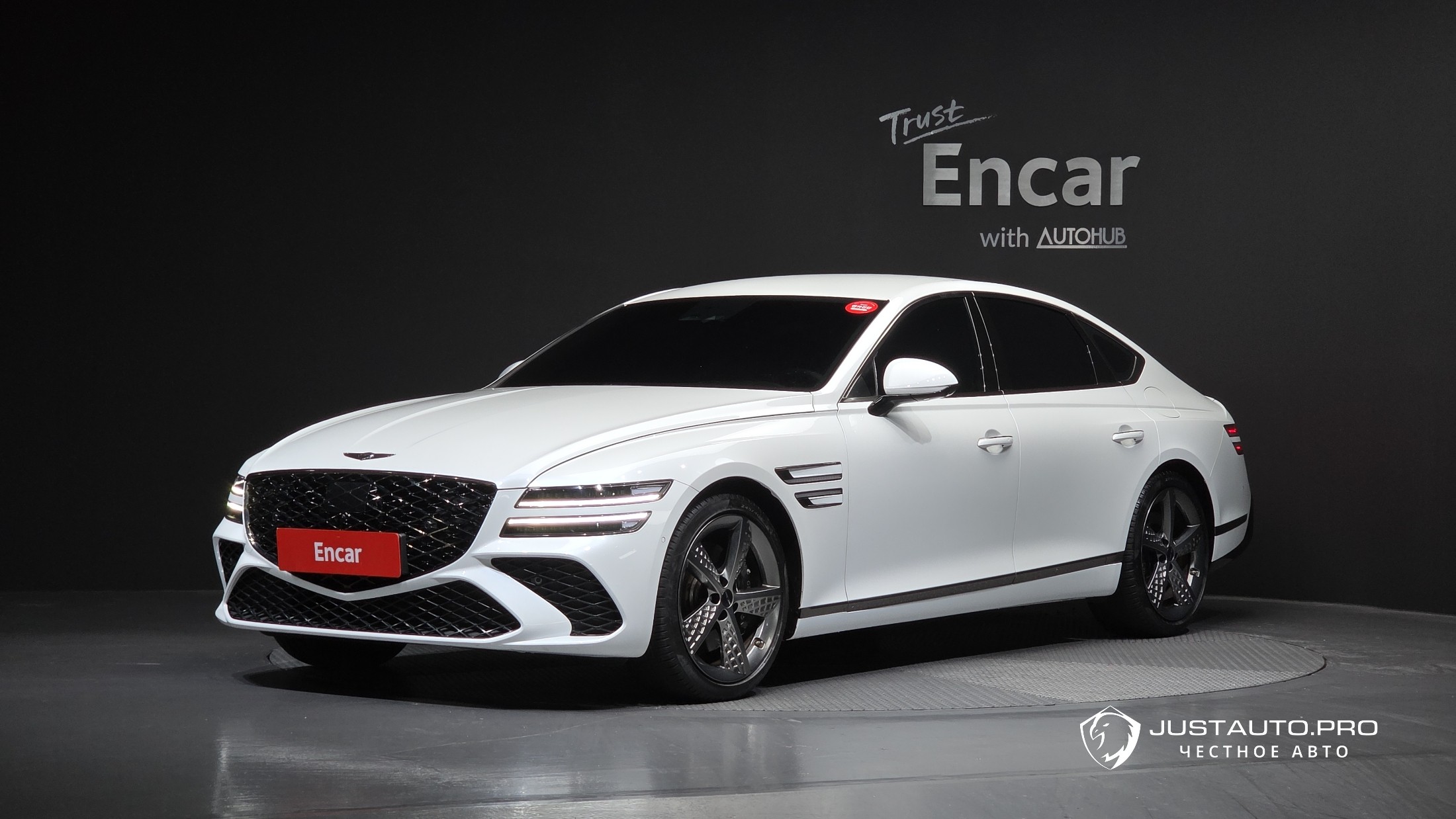 Автомобиль Genesis G80