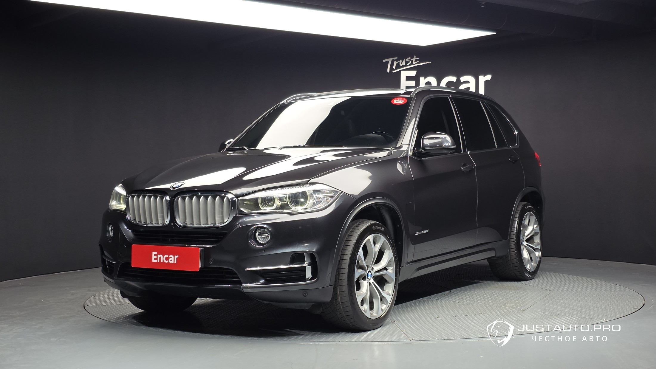 Автомобиль BMW X5