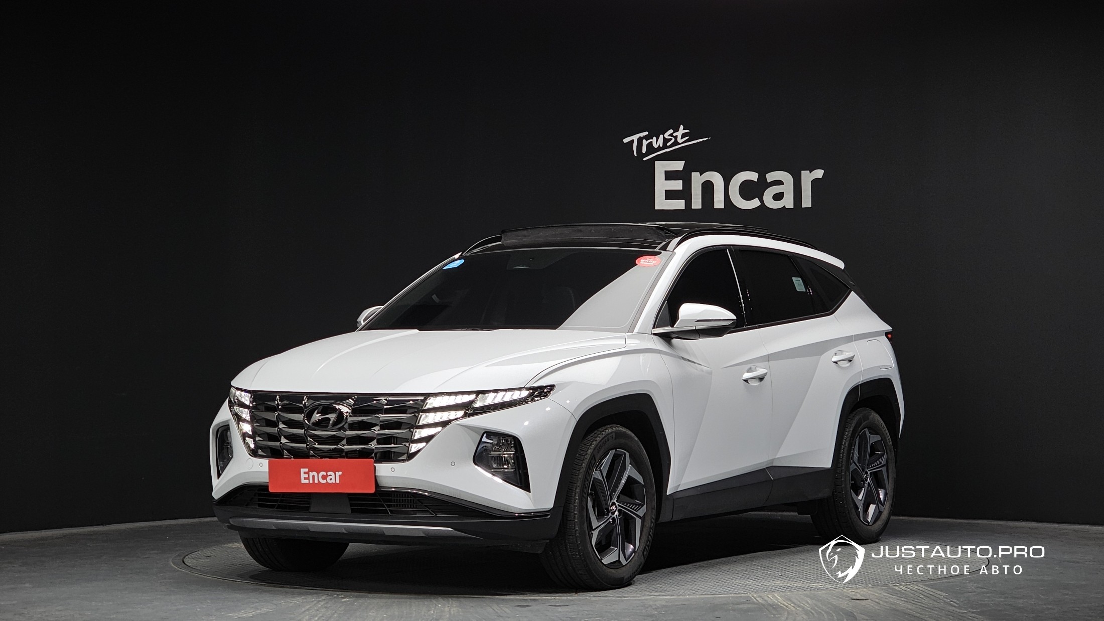 Автомобиль Hyundai Tucson