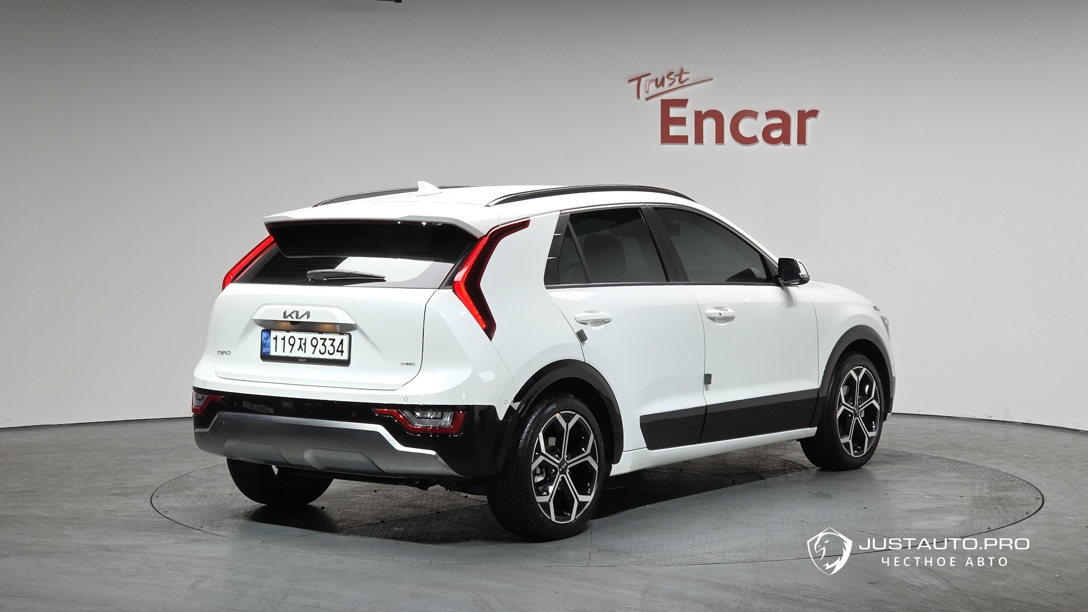 Автомобиль Kia Niro