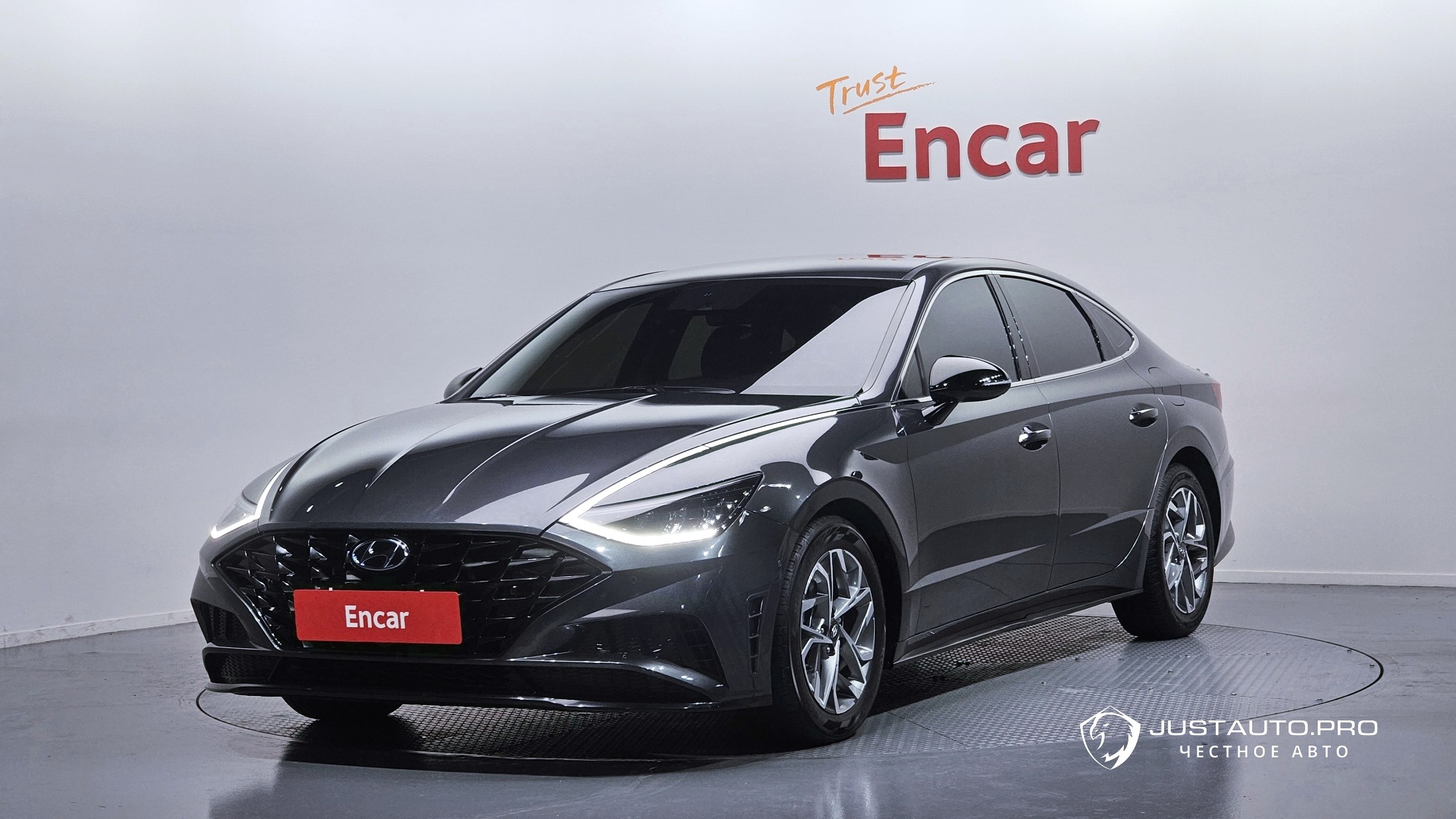 Автомобиль Hyundai Sonata