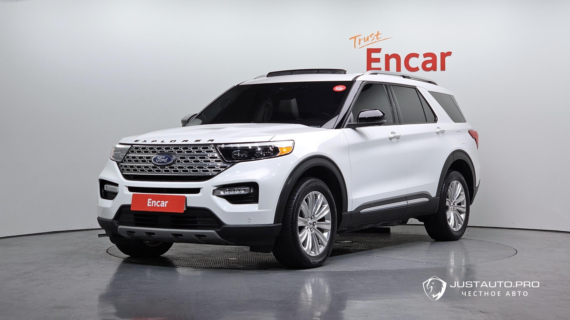 Автомобиль Ford Explorer