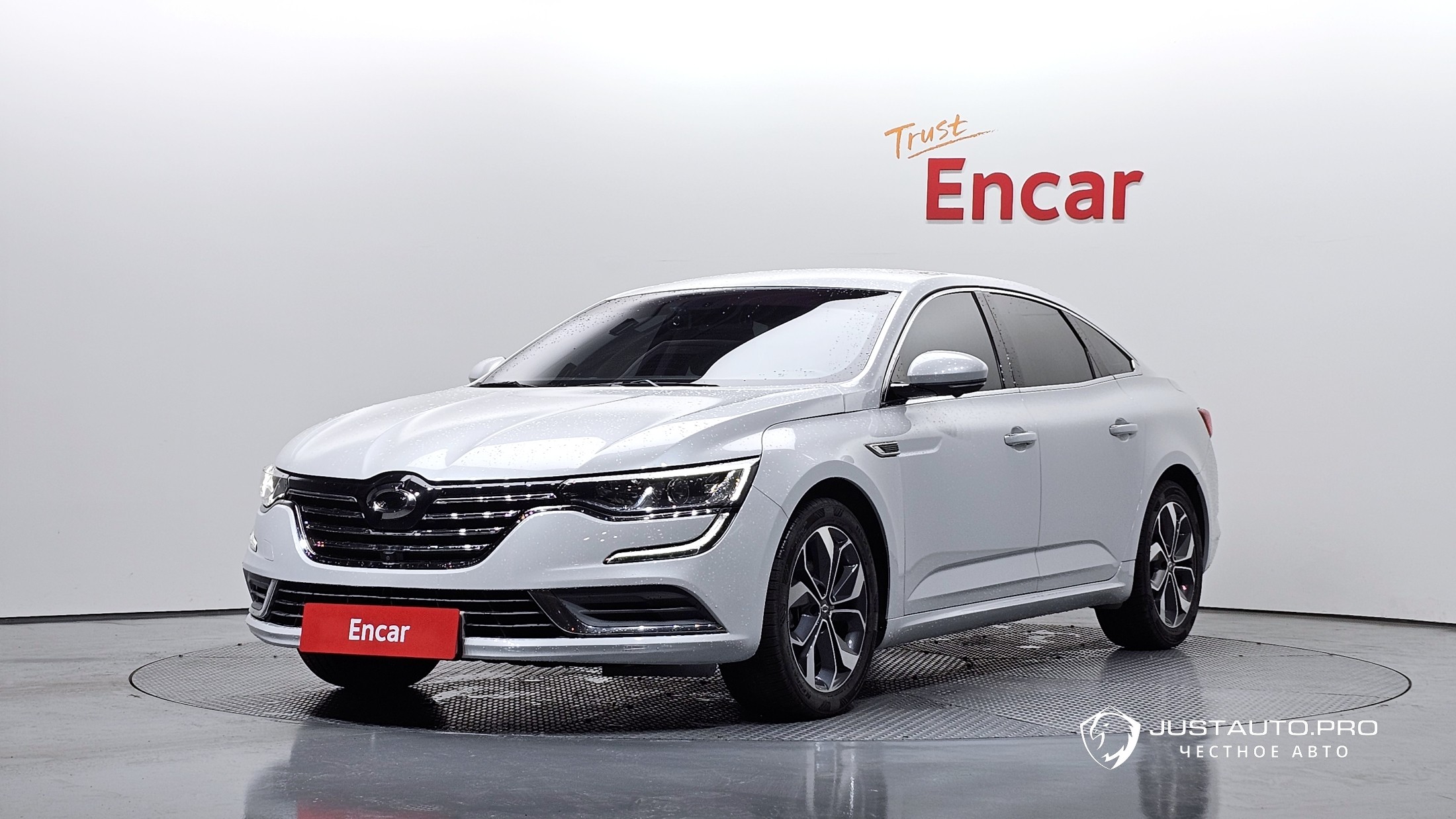 Автомобиль Renault-KoreaSamsung SM6