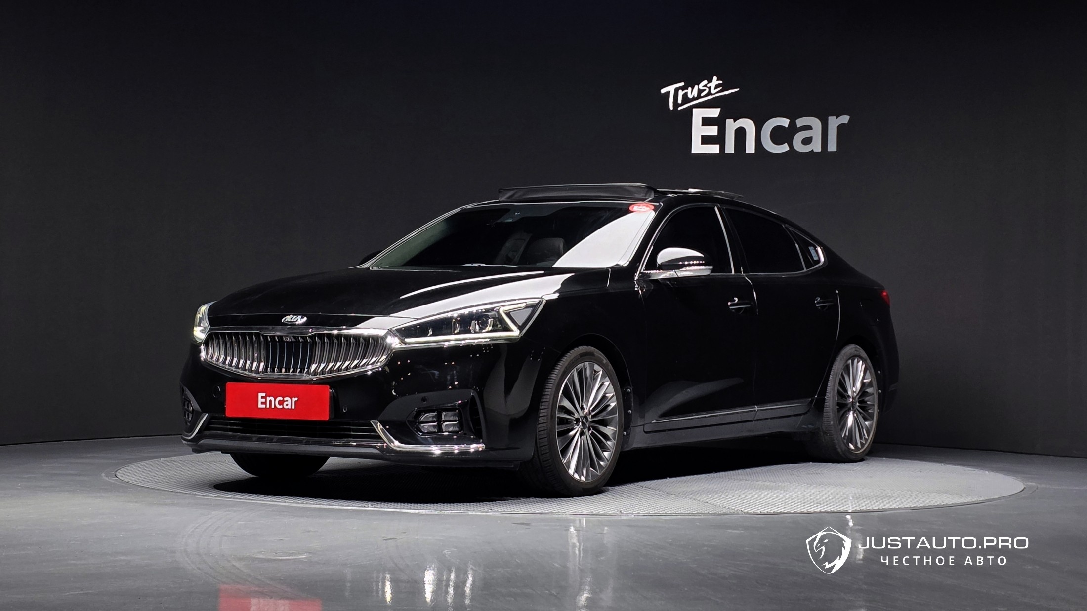 Автомобиль Kia K7