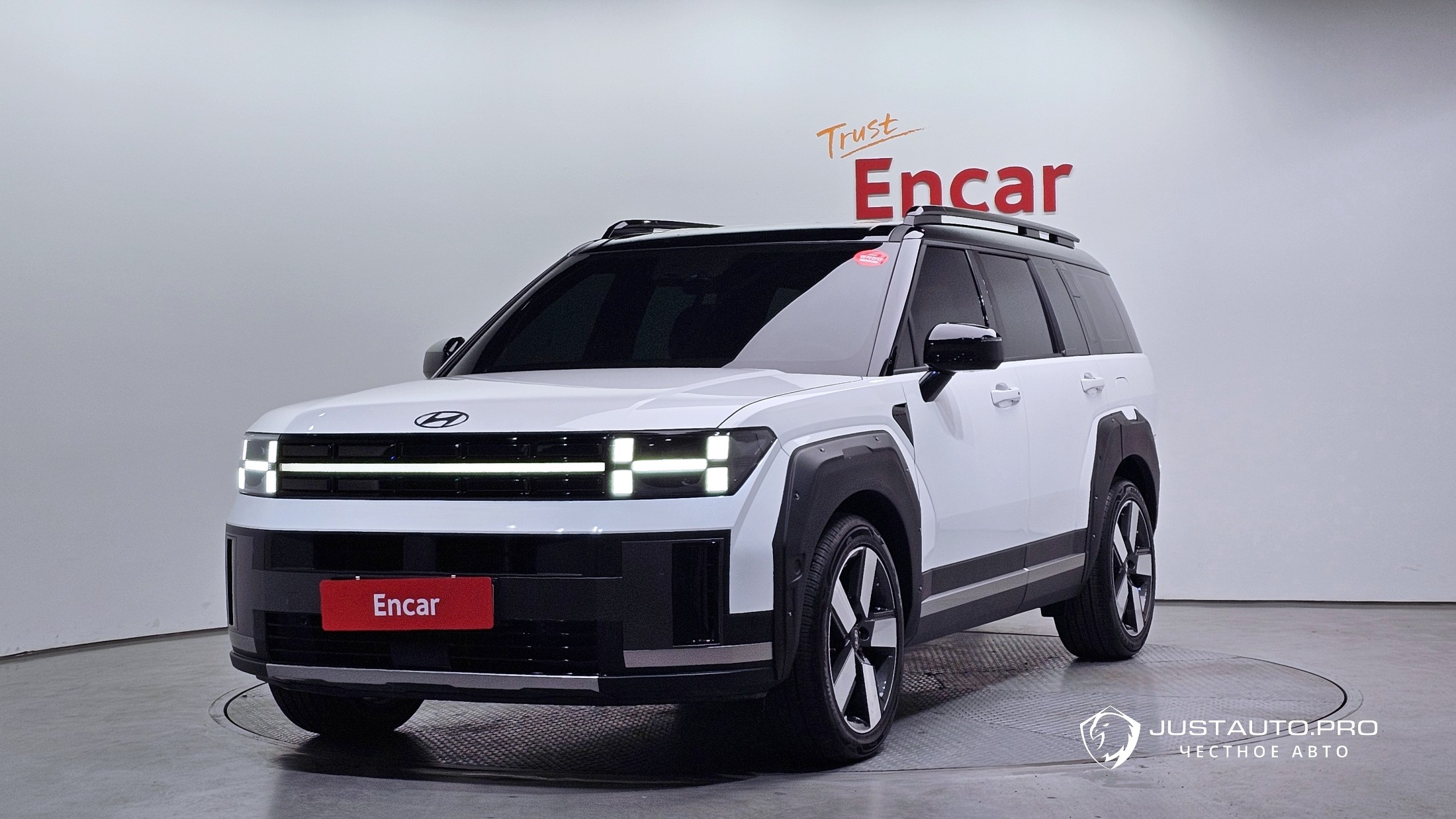 Автомобиль Hyundai Santafe