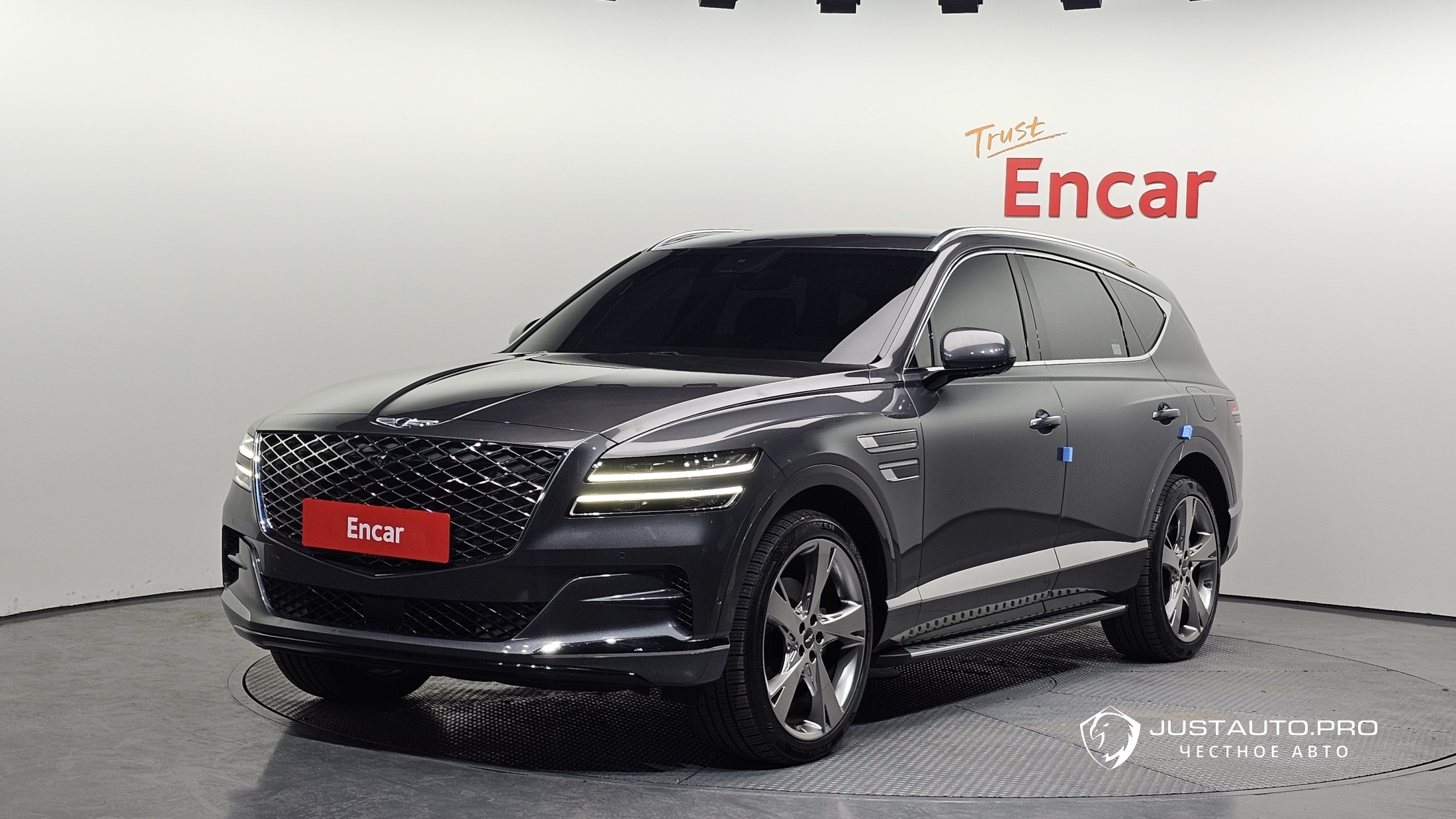 Автомобиль Genesis GV80