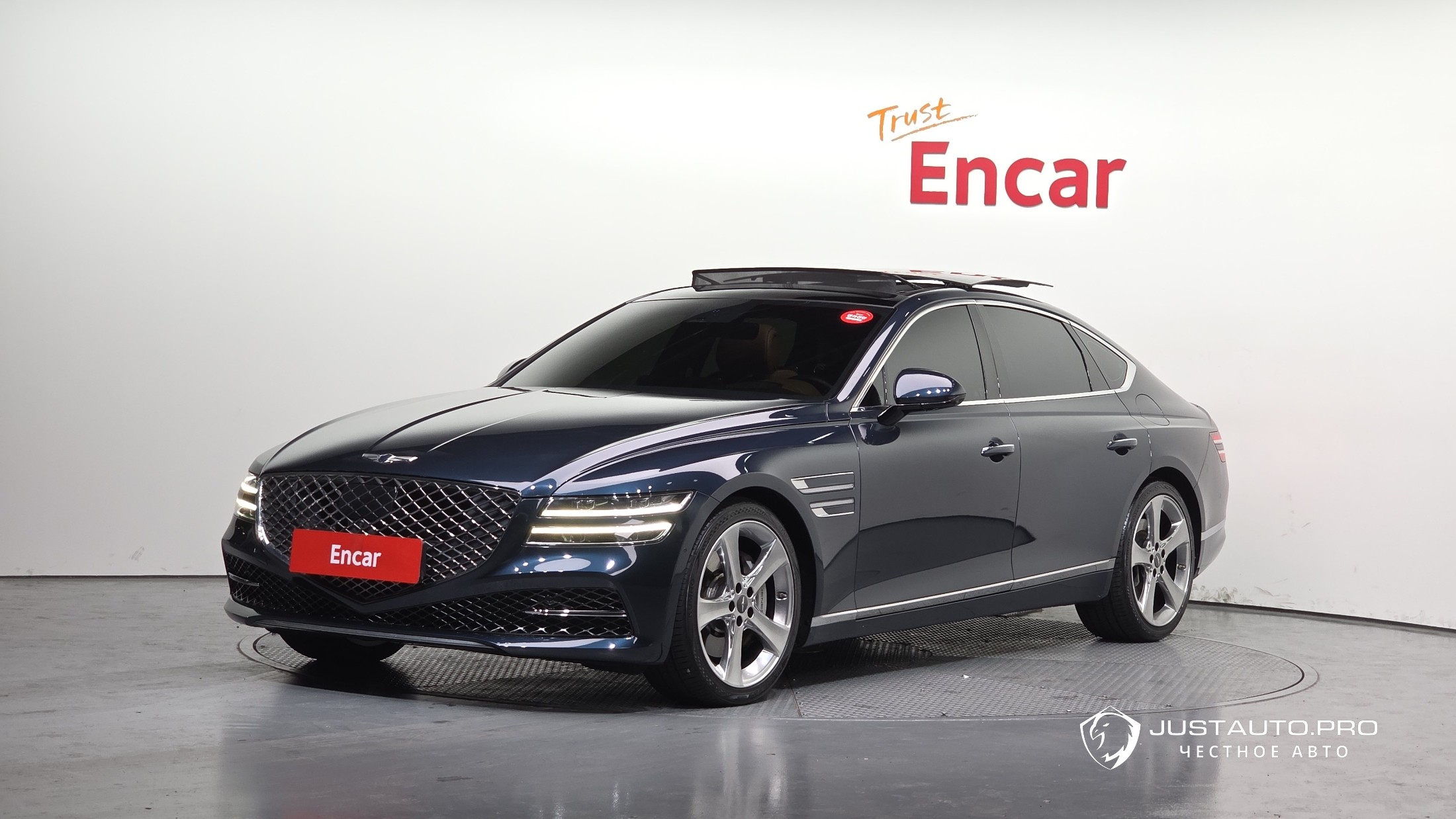 Автомобиль Genesis G80