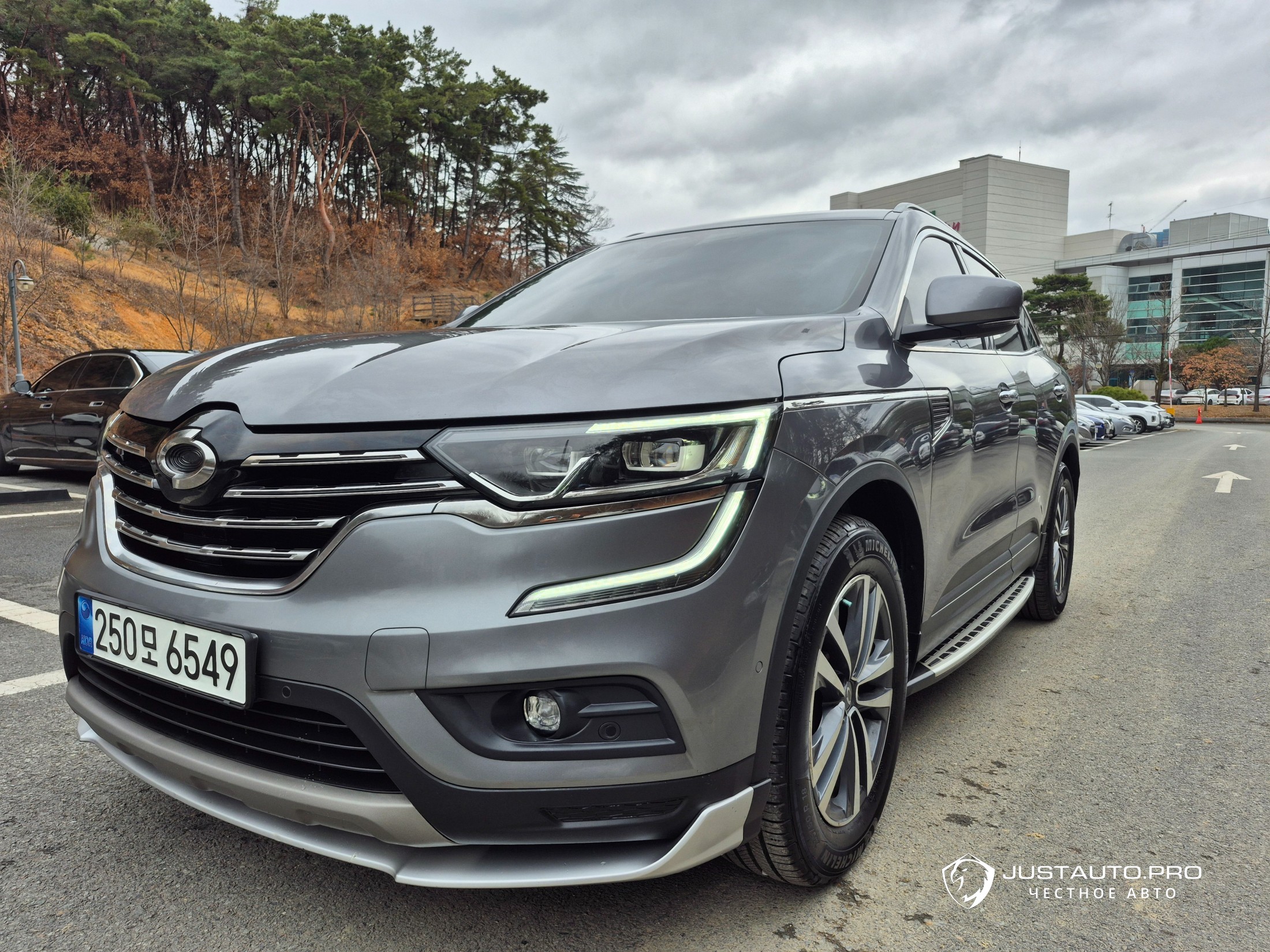 Автомобиль Renault-KoreaSamsung QM6
