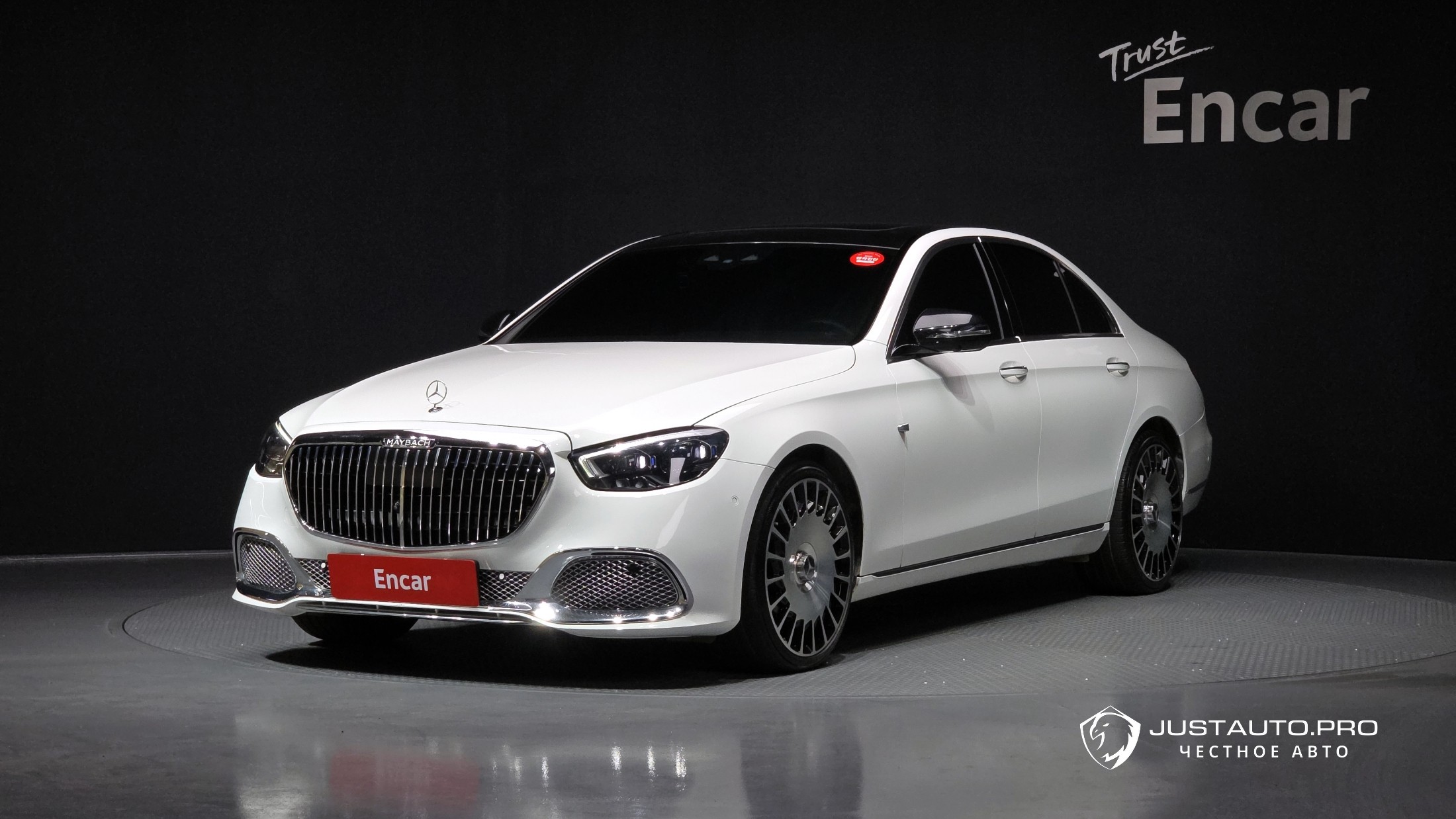 Автомобиль Mercedes-Benz E-Class