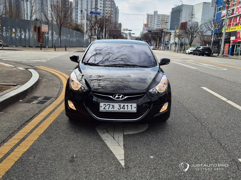 Автомобиль Hyundai AVANTE