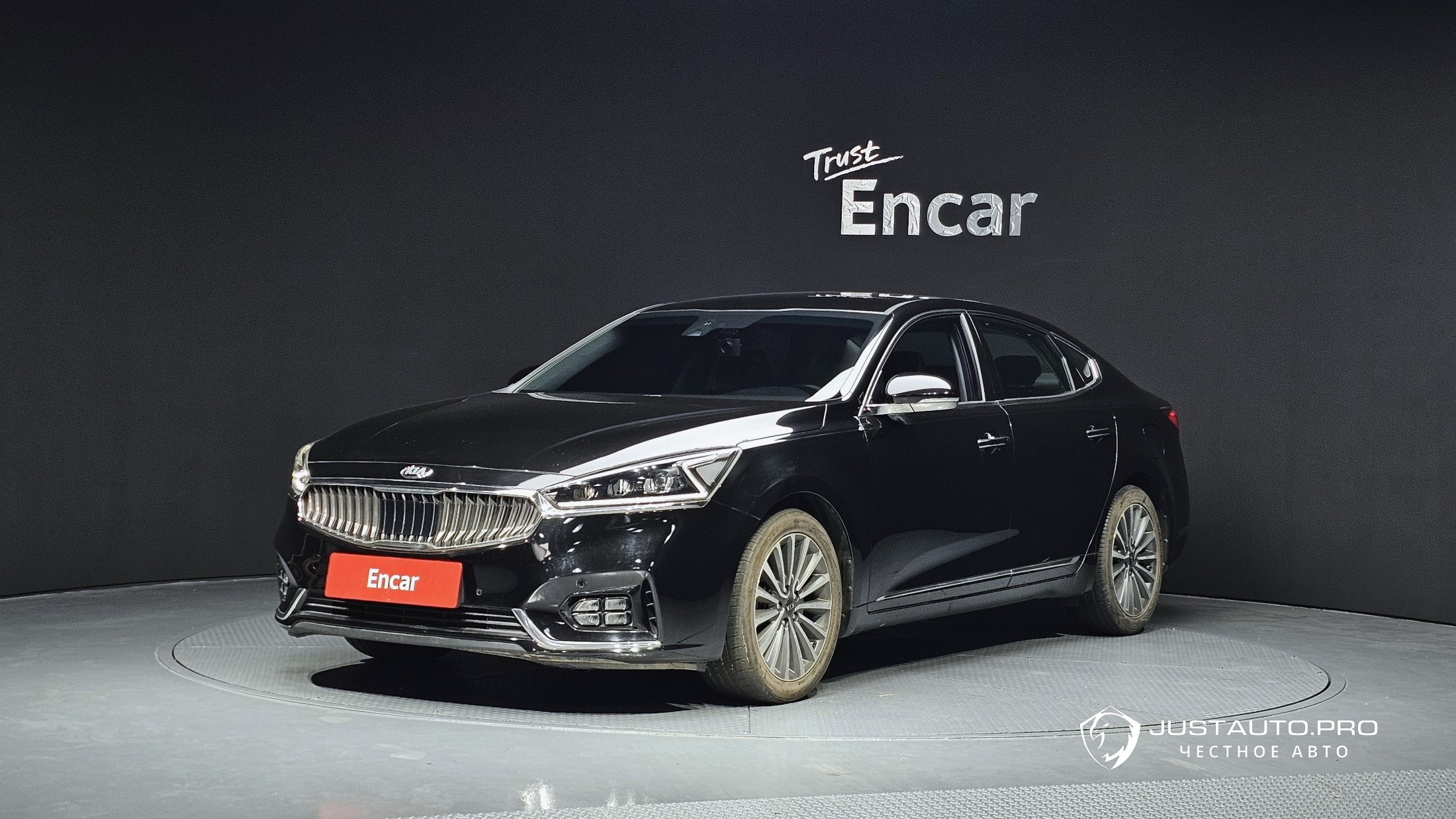 Автомобиль Kia K7