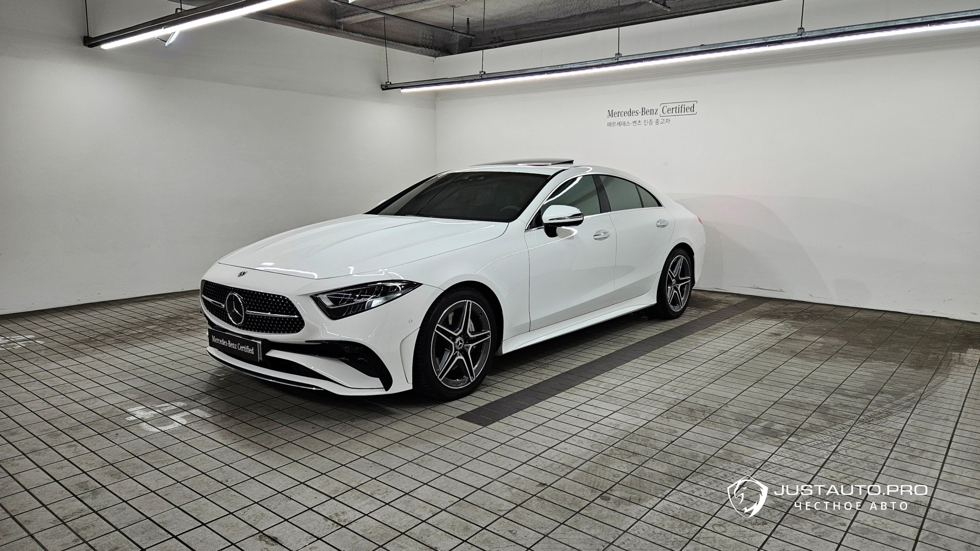 Автомобиль Mercedes-Benz CLS-Class