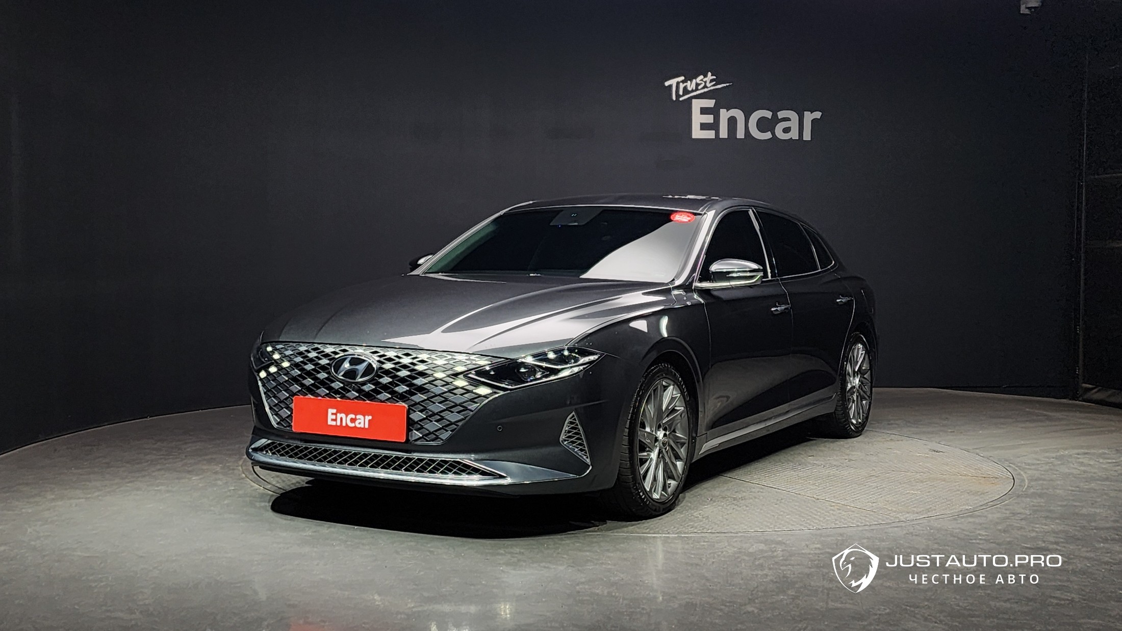 Автомобиль Hyundai Grandeur