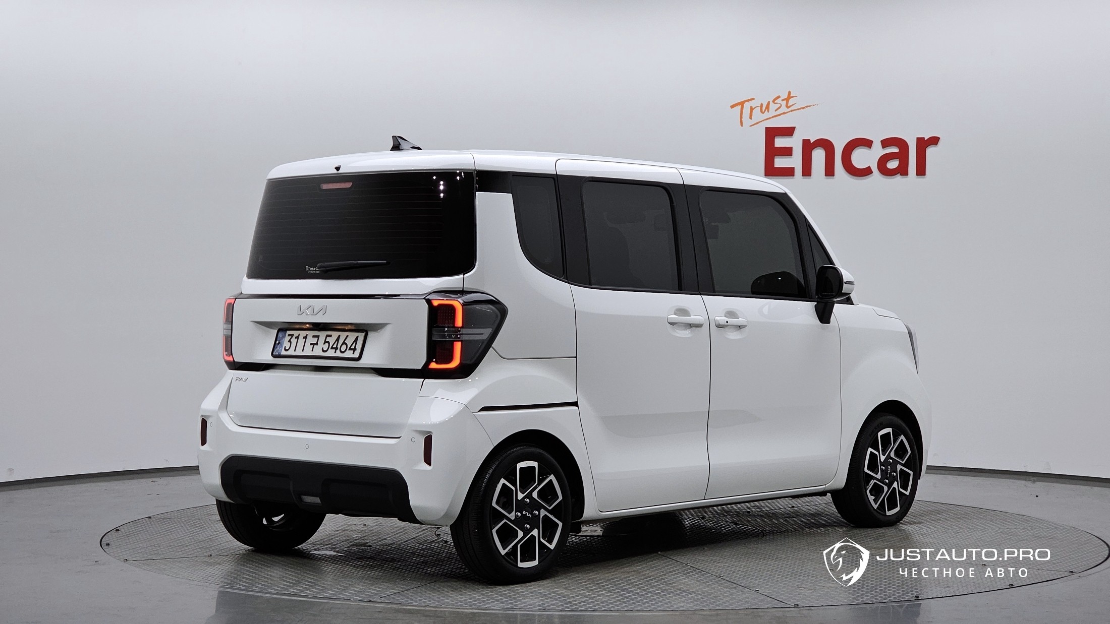 Автомобиль Kia RAY