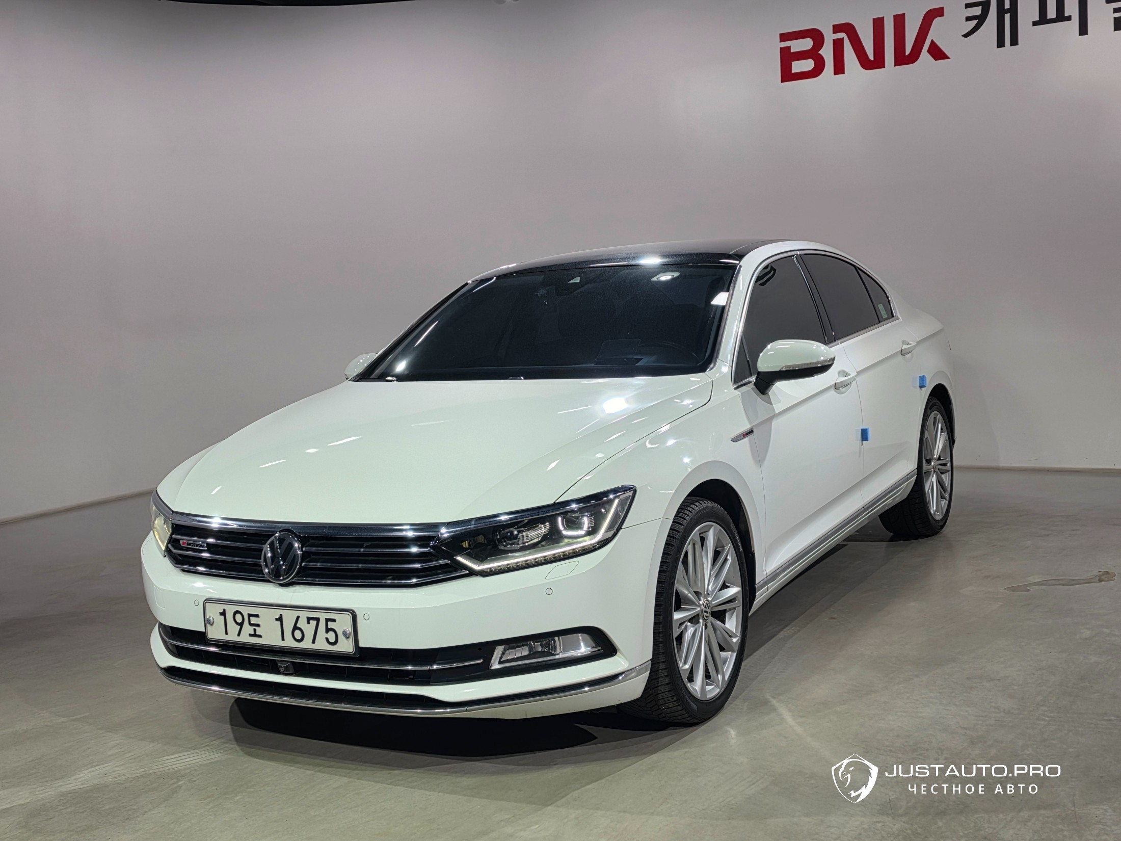 Автомобиль Volkswagen Passat