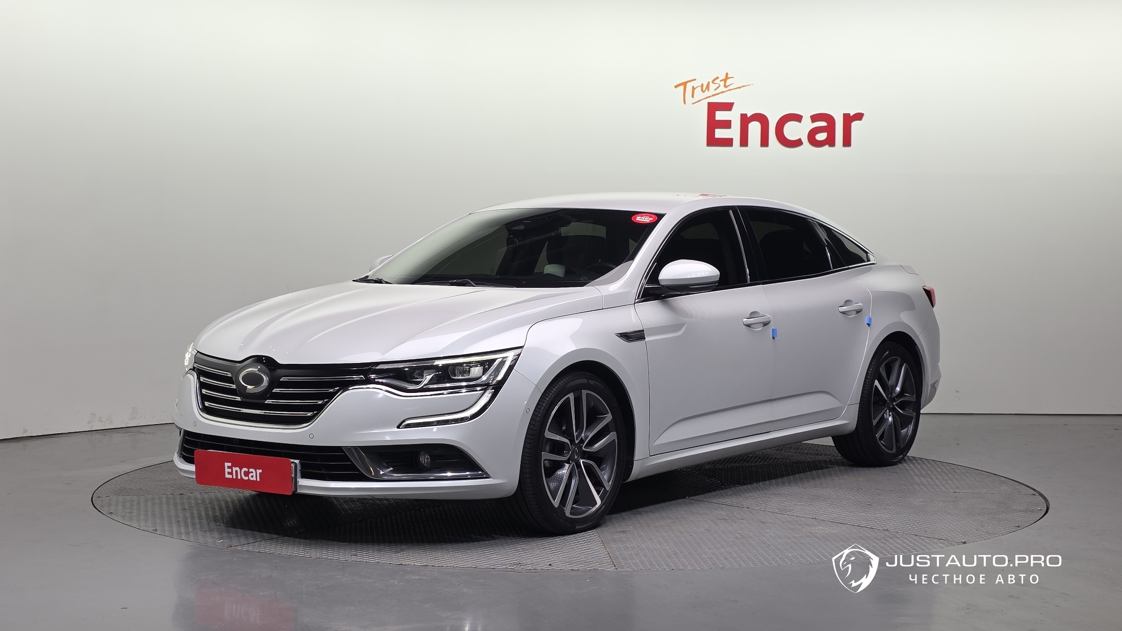 Автомобиль Renault-KoreaSamsung SM6