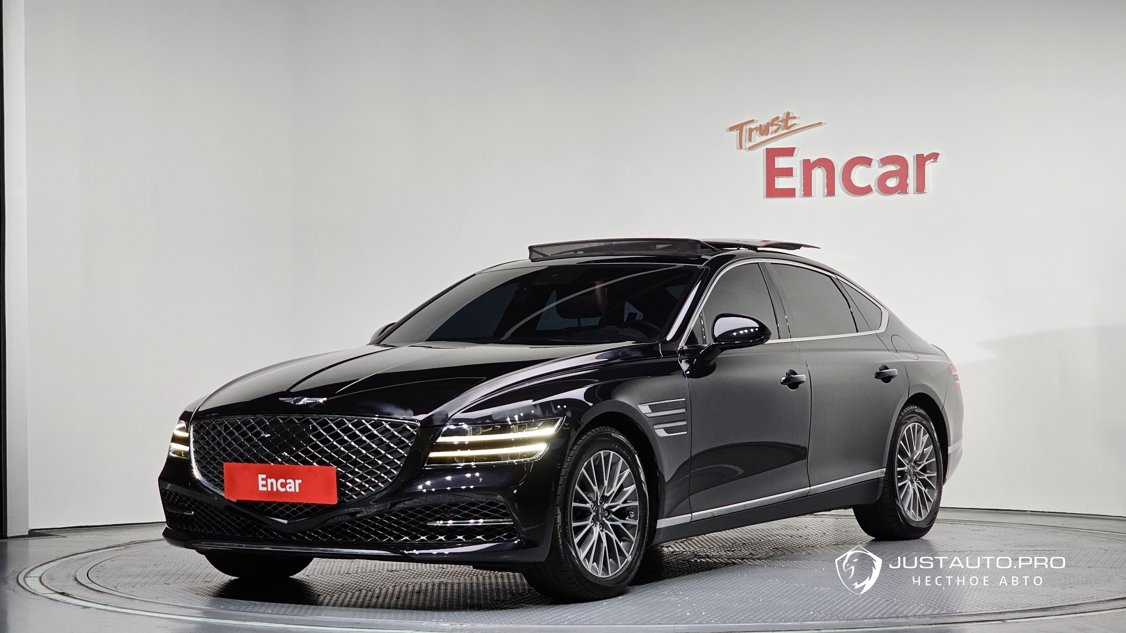 Автомобиль Genesis G80