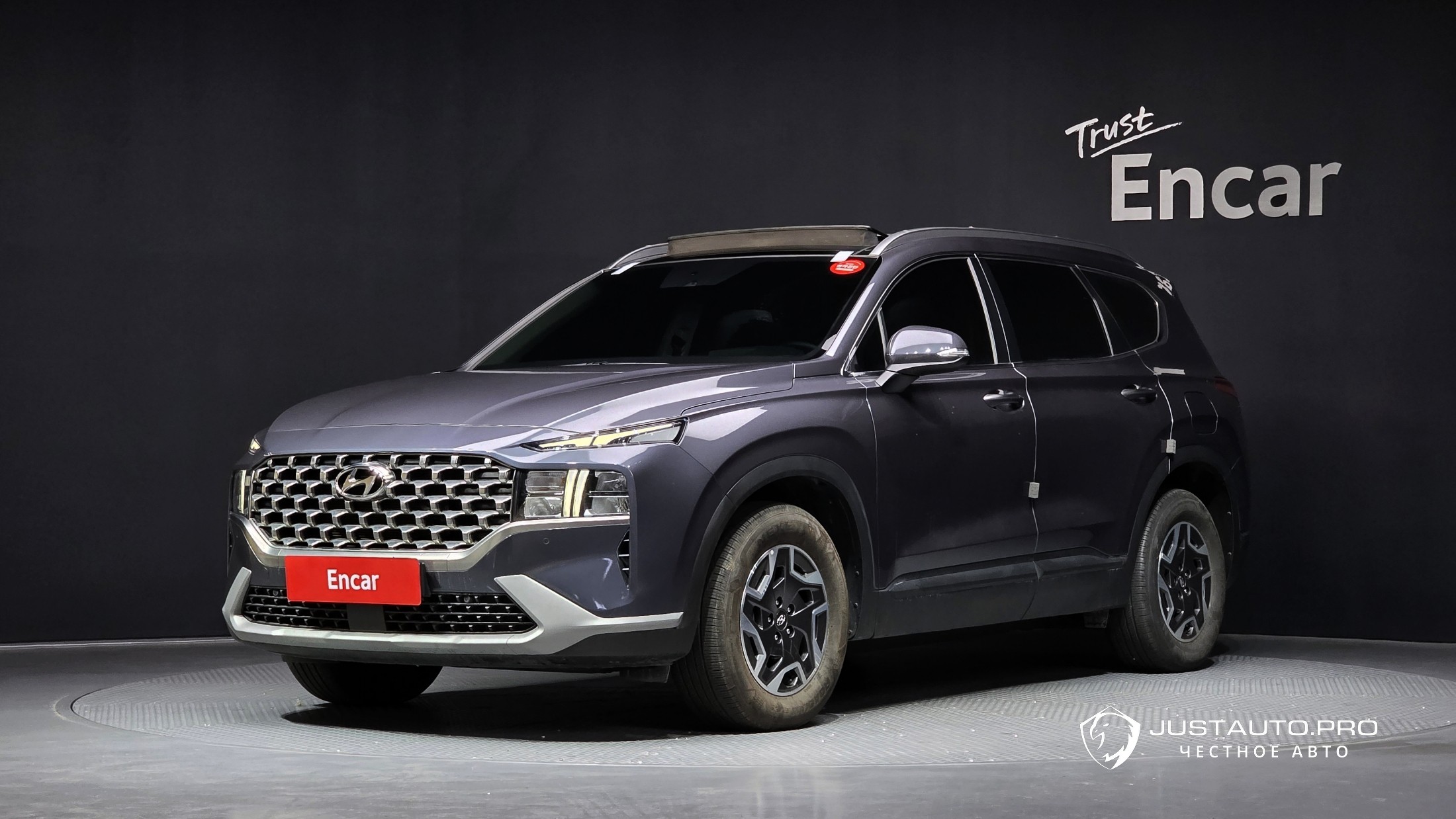 Автомобиль Hyundai Santafe
