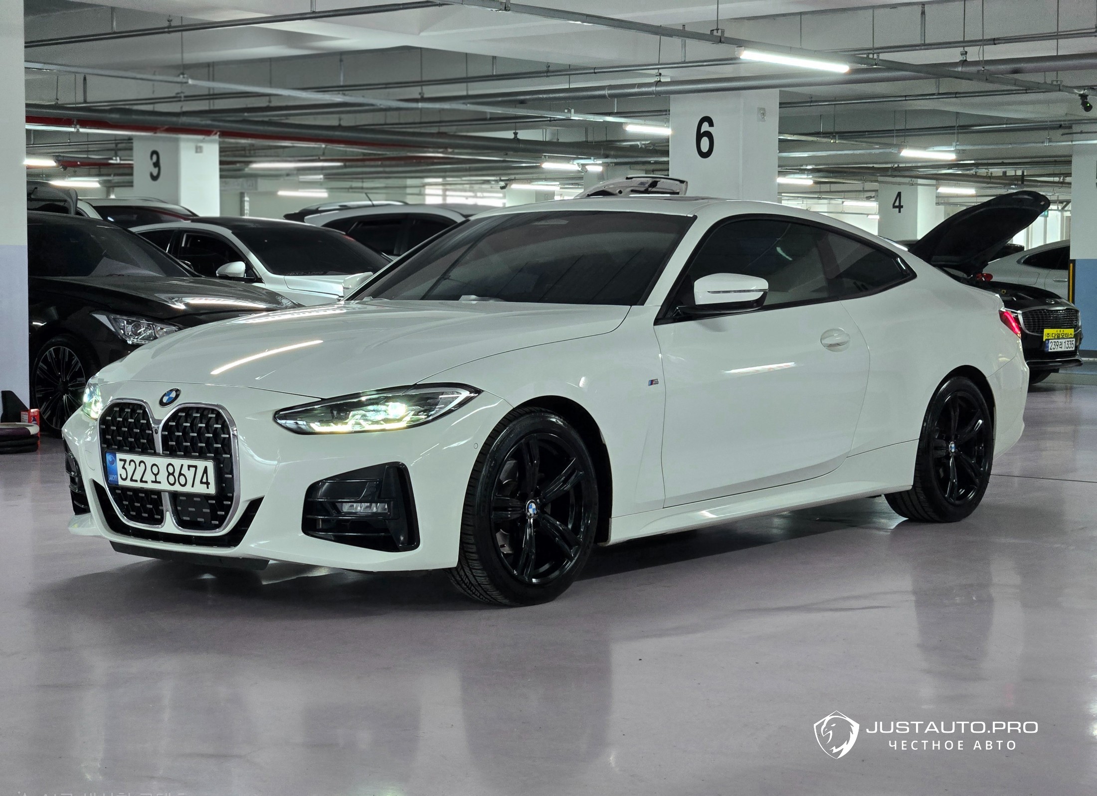 Автомобиль BMW 4-Series